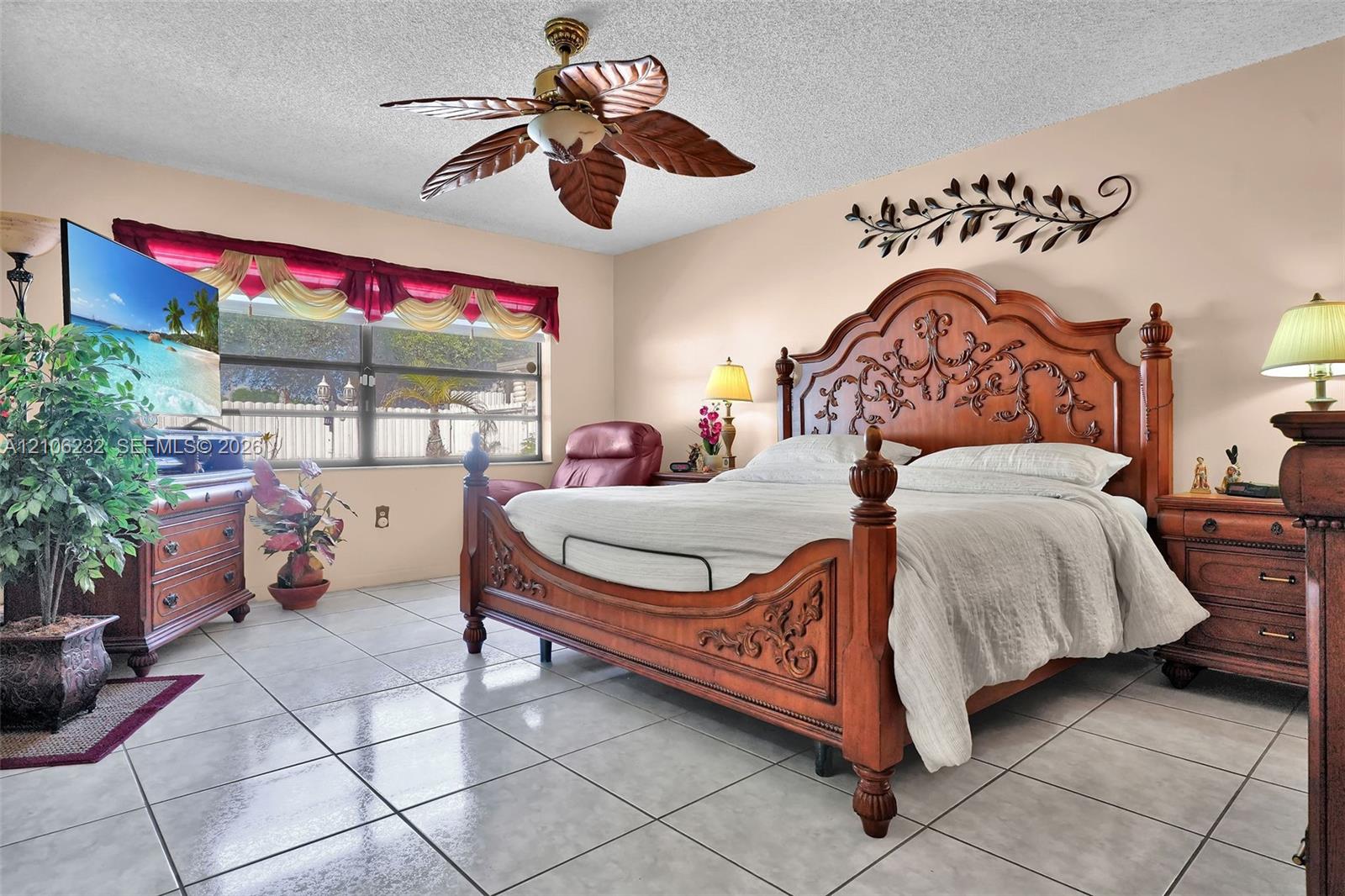 6537 NW 201st Ter