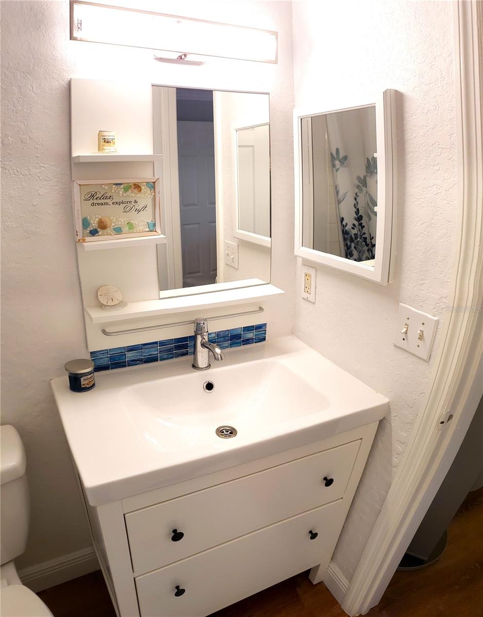 850 S TAMIAMI TRL #230