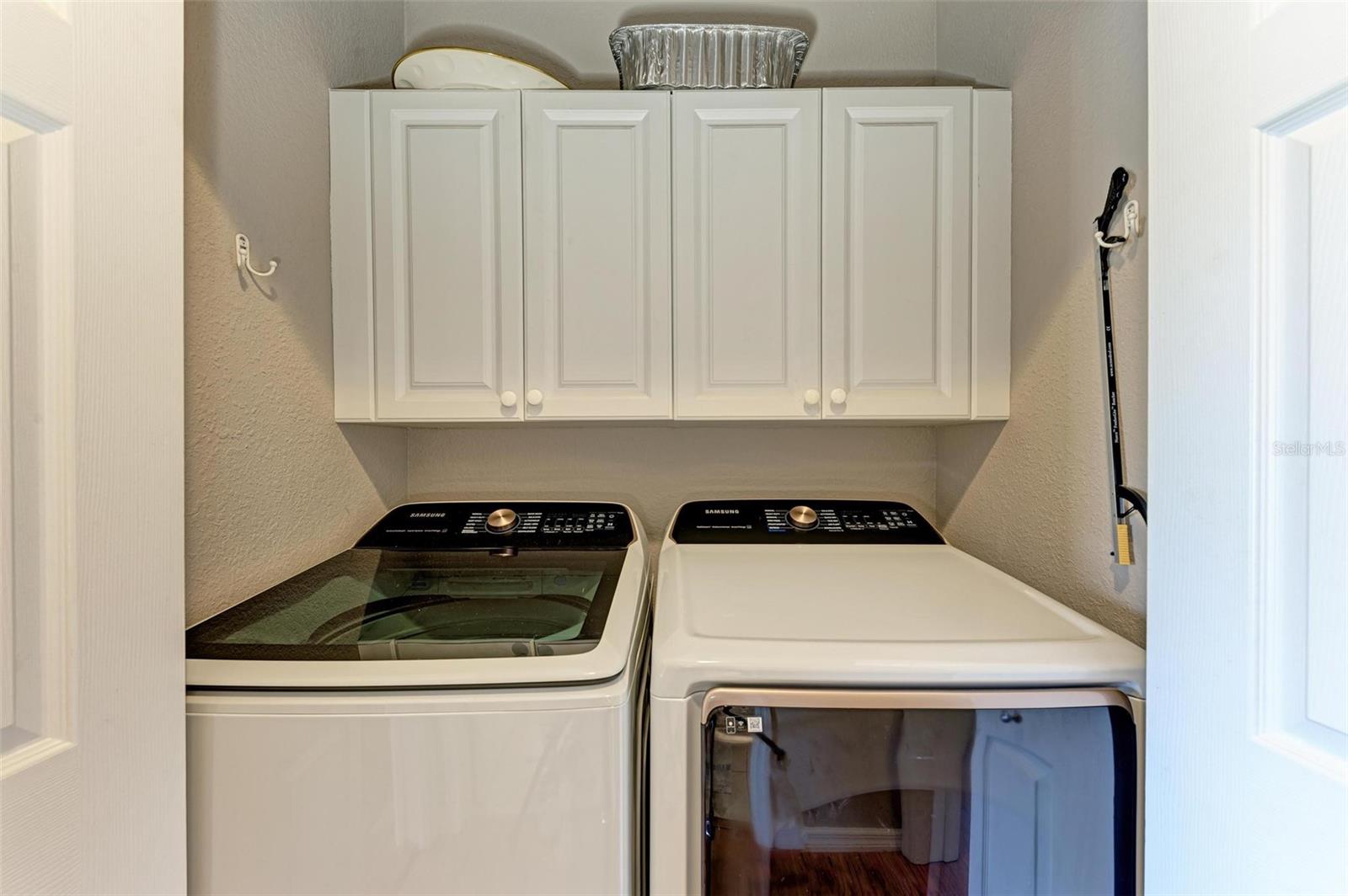 7349 FOUNTAIN PALM CIR #7349