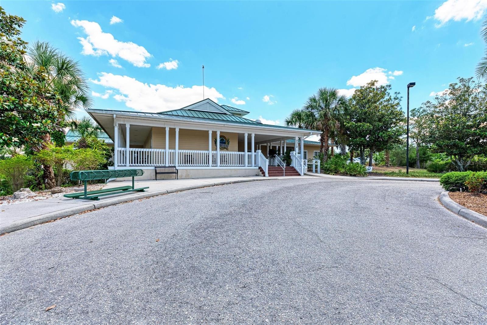 7349 FOUNTAIN PALM CIR #7349