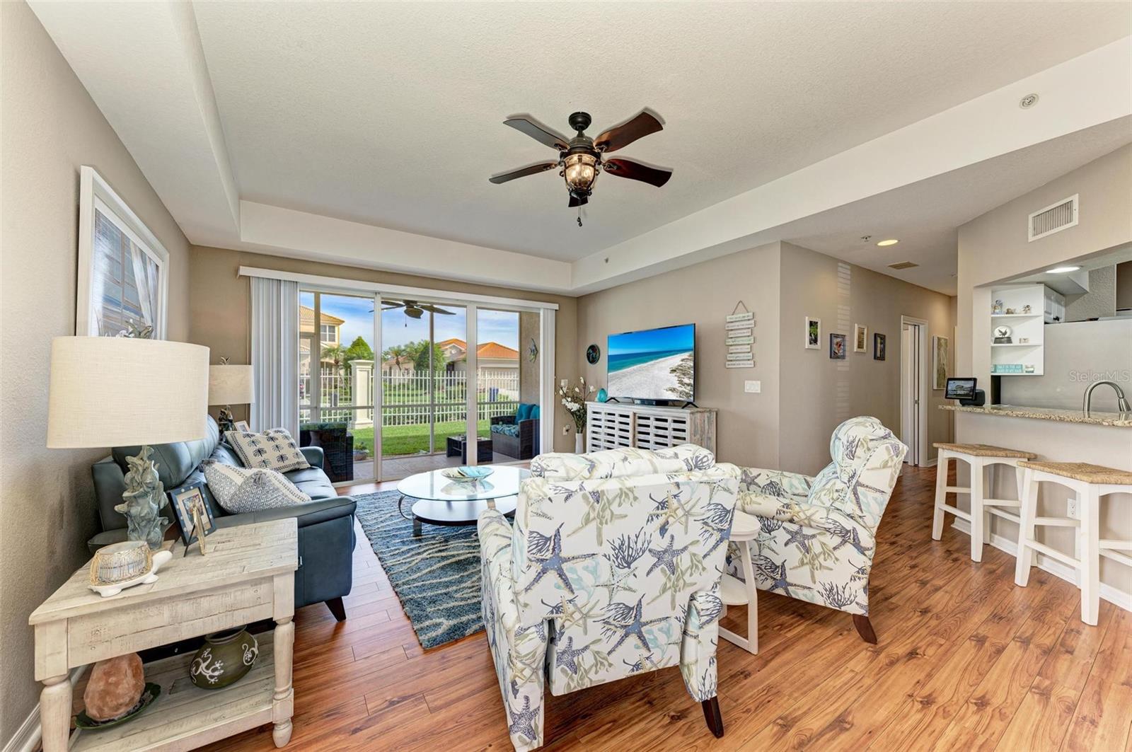 7349 FOUNTAIN PALM CIR #7349