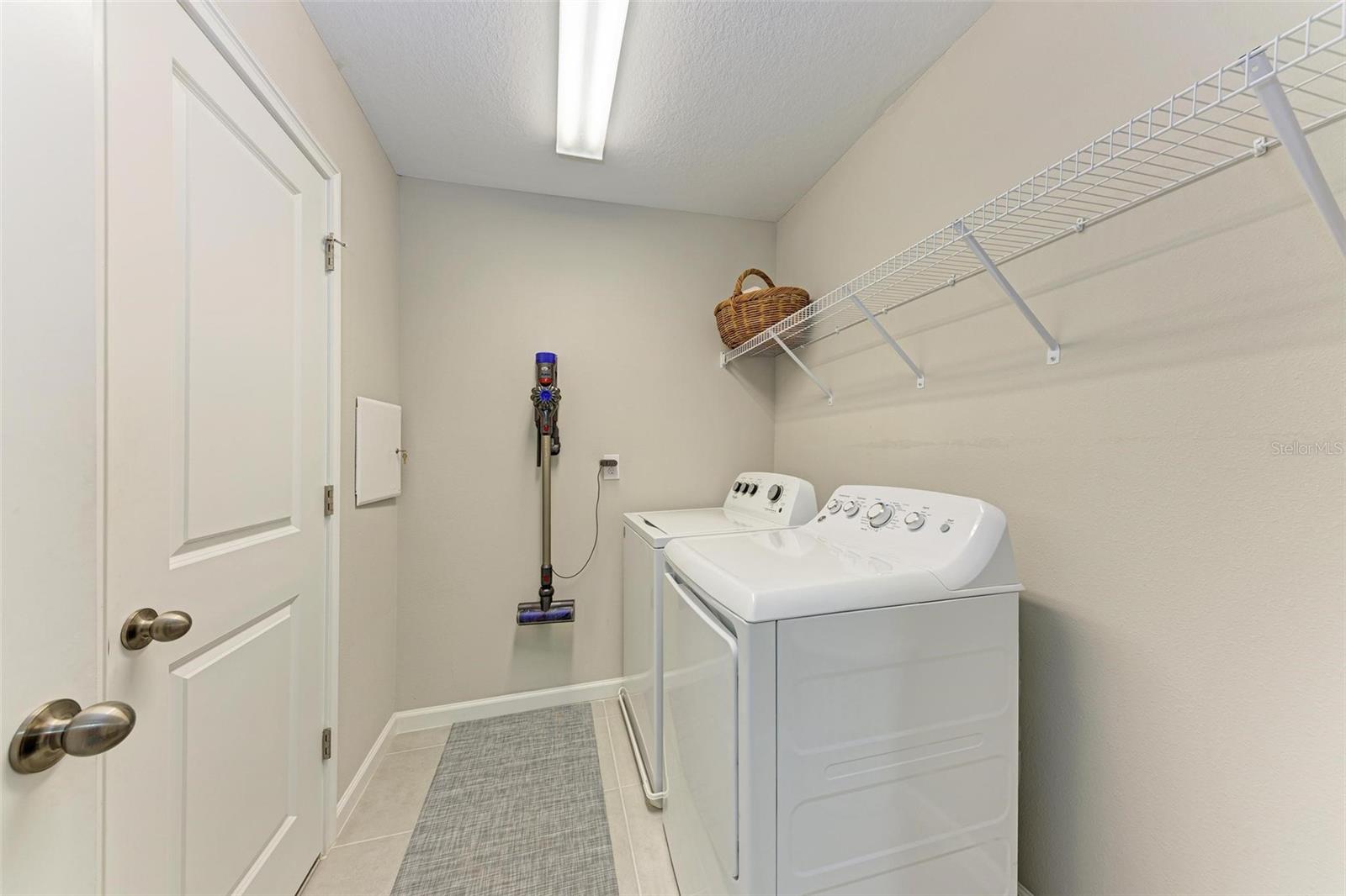 11622 ROLLING GREEN DR