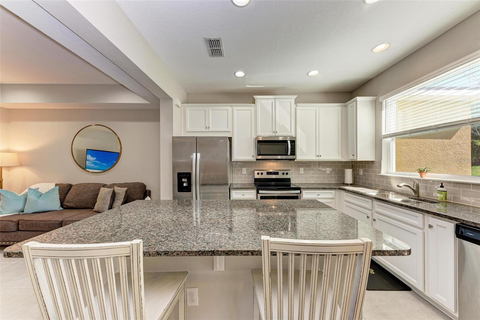 11622 ROLLING GREEN DR