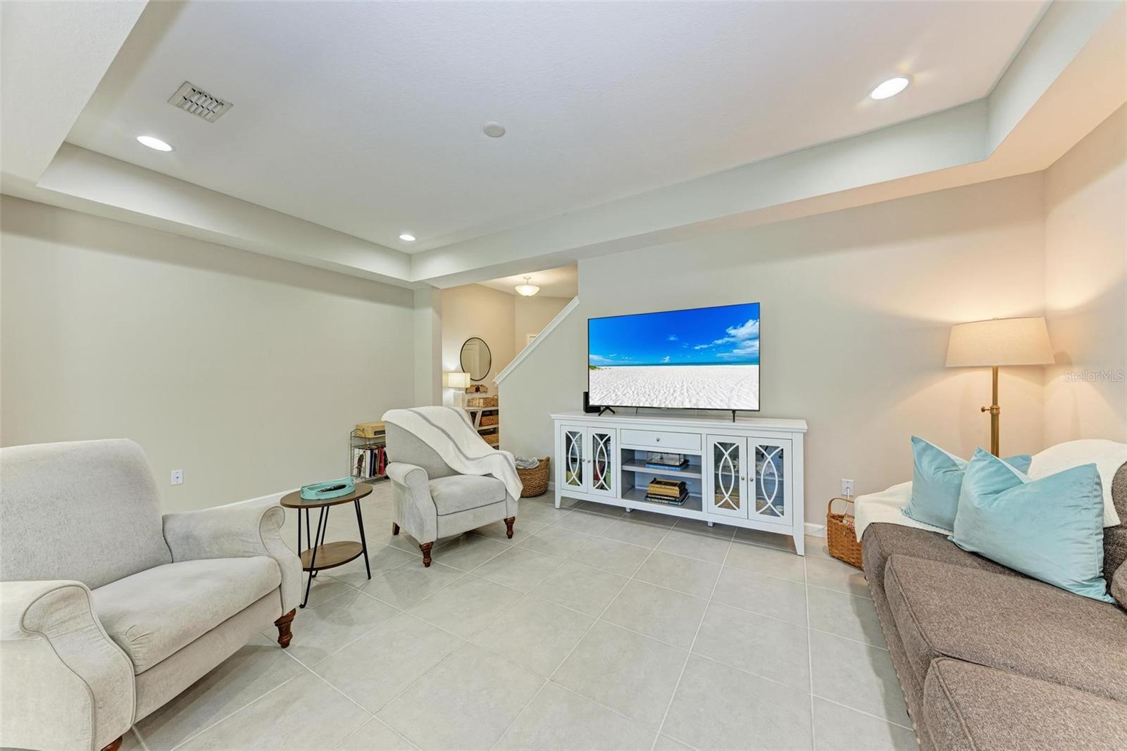 11622 ROLLING GREEN DR