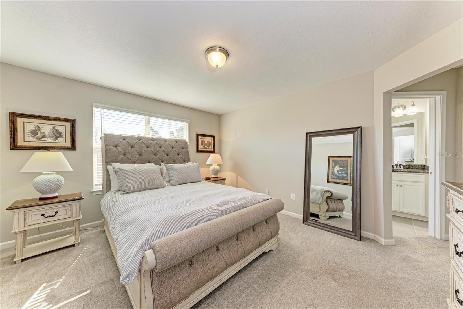 11622 ROLLING GREEN DR