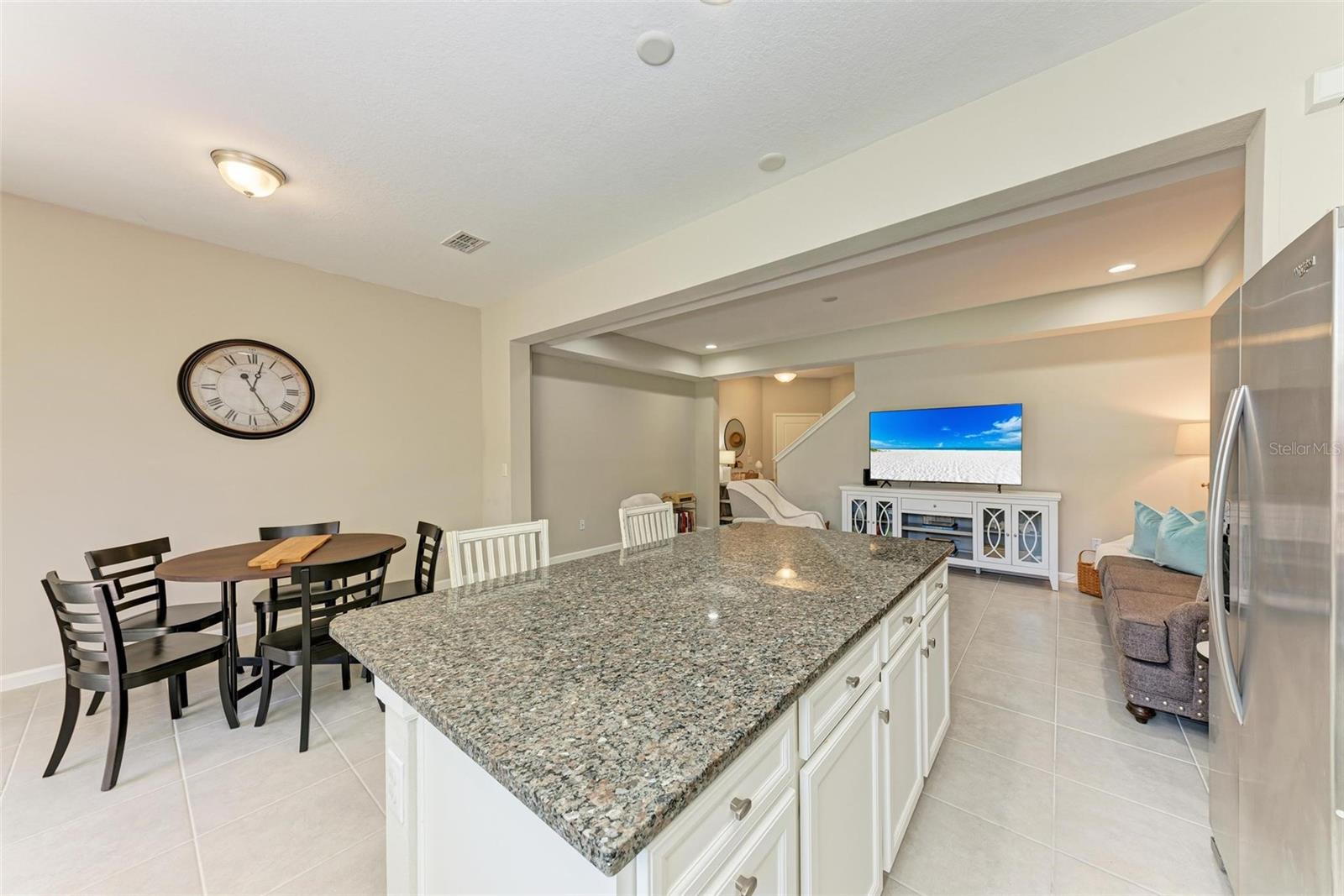 11622 ROLLING GREEN DR