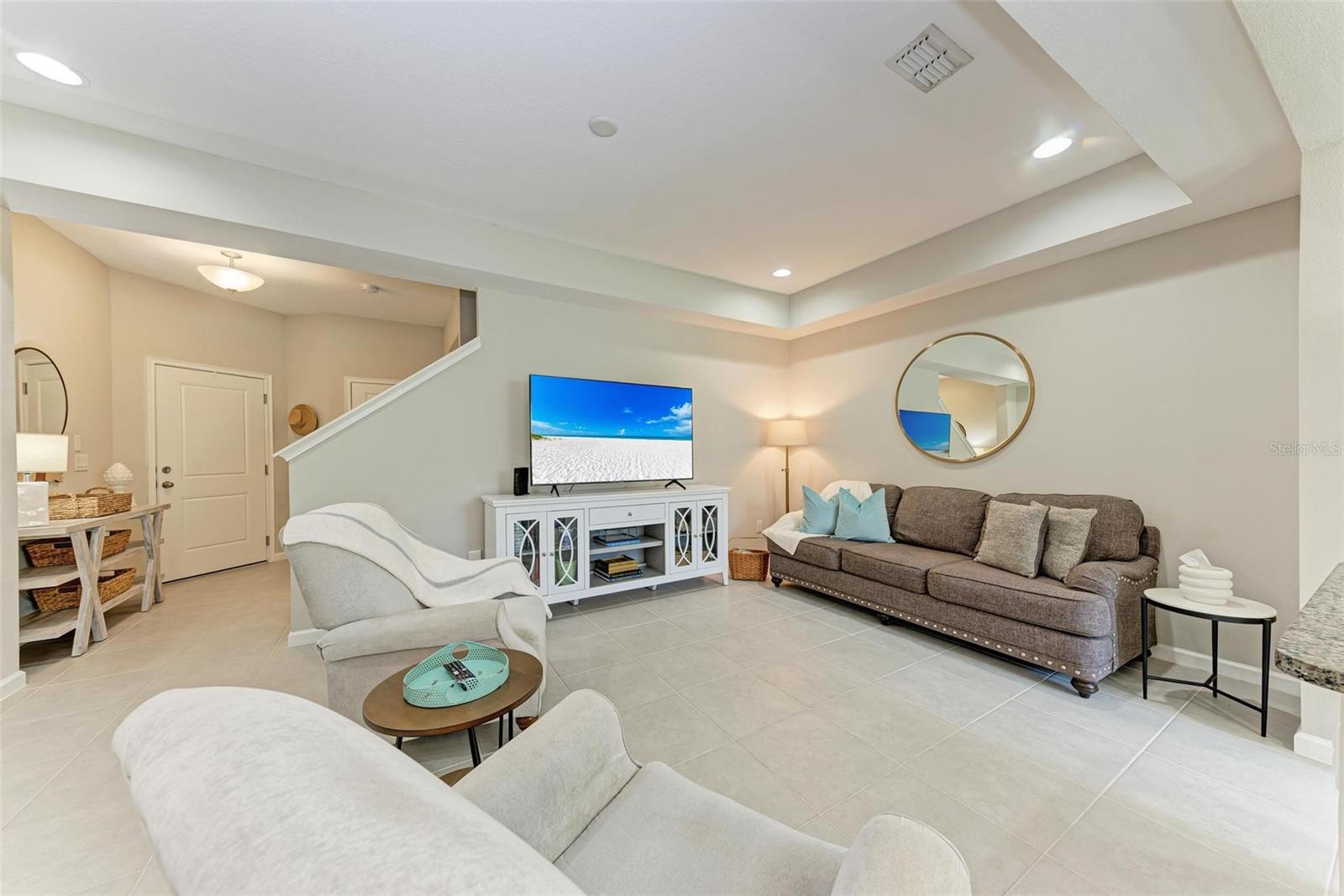 11622 ROLLING GREEN DR