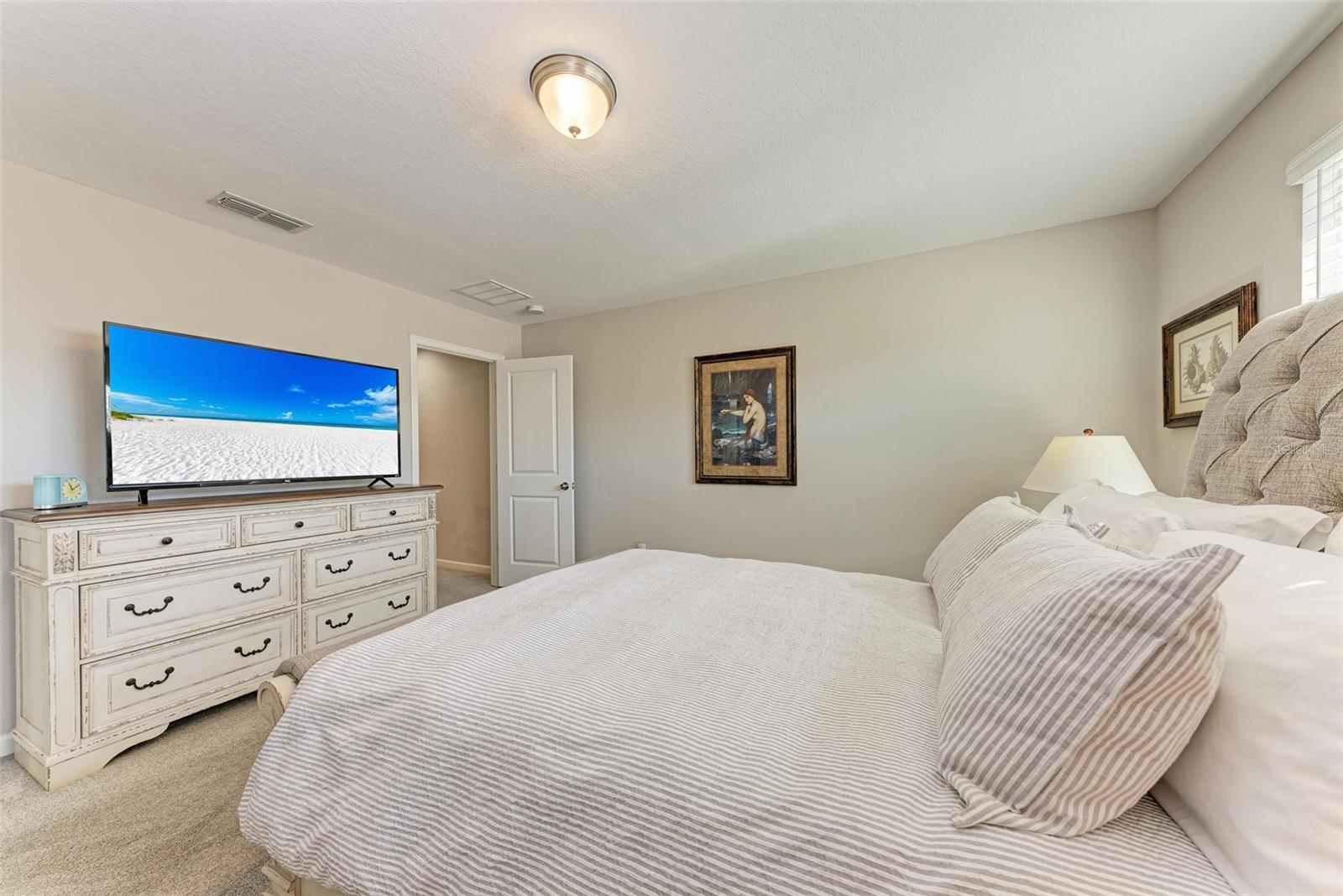 11622 ROLLING GREEN DR