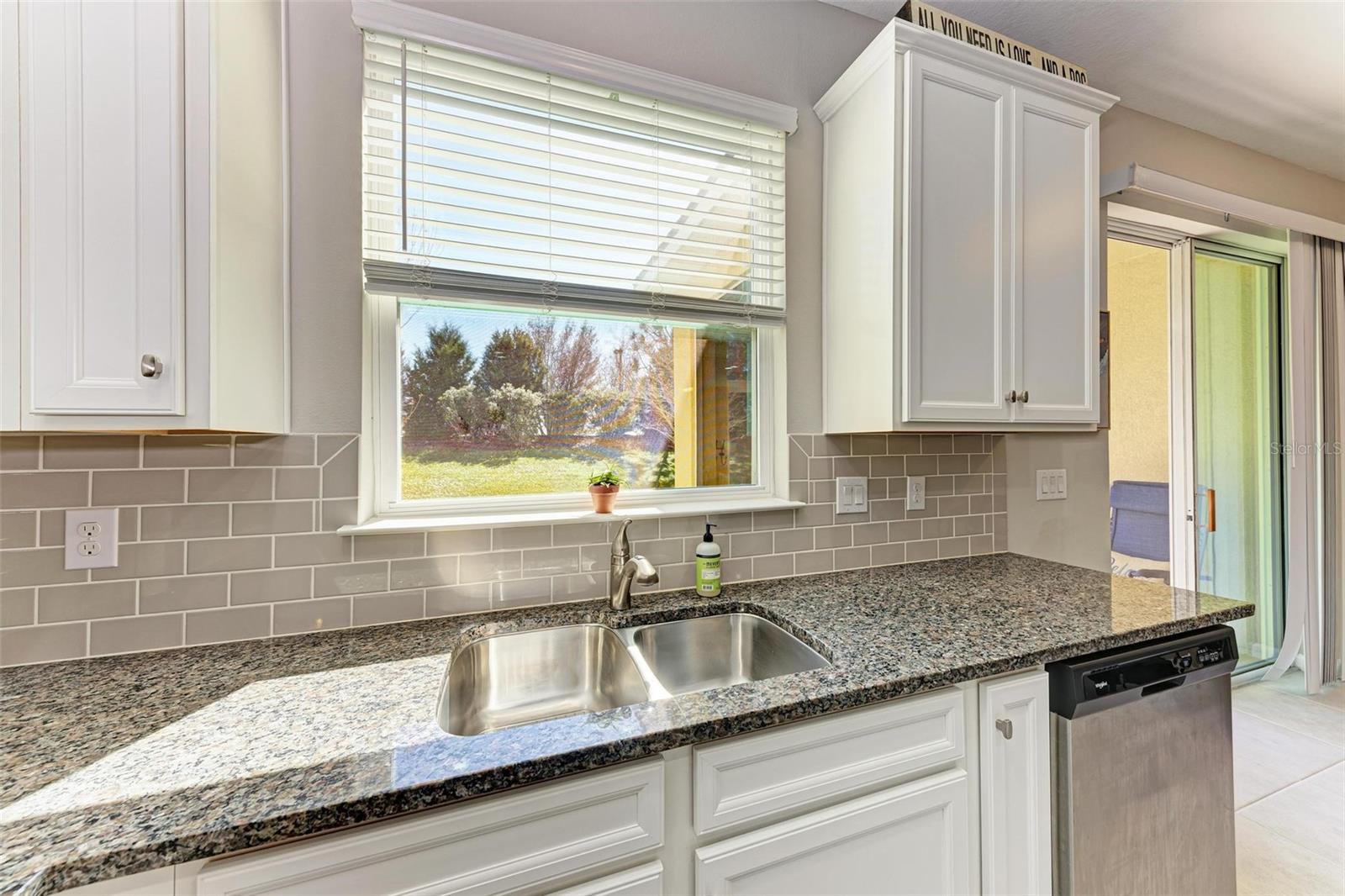 11622 ROLLING GREEN DR