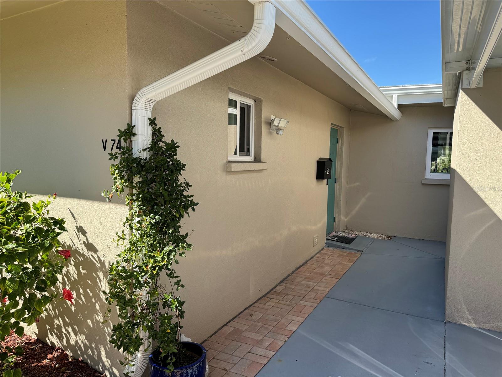 74 STRATHMORE BLVD #VILLA74