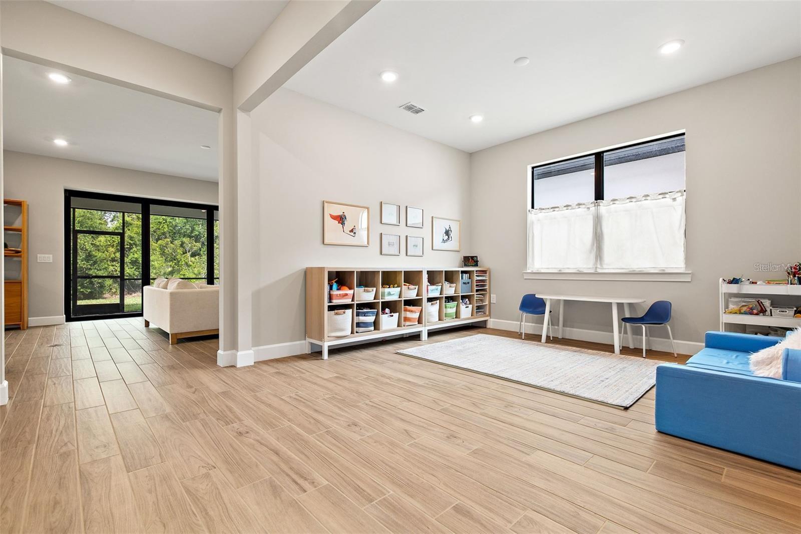 5445 SILVERSIDE PINE CT