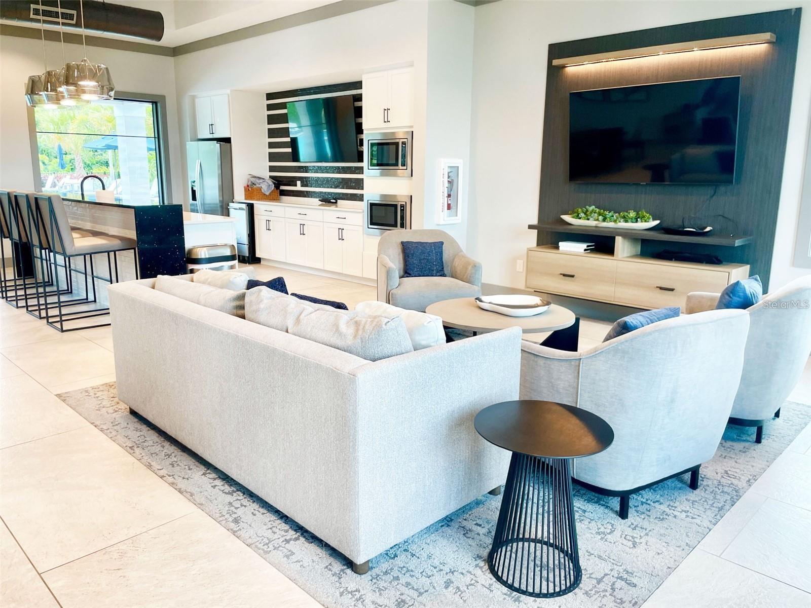 5445 SILVERSIDE PINE CT