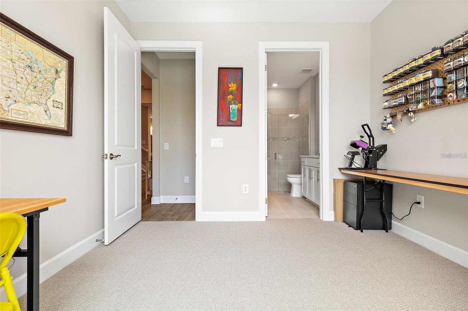 5445 SILVERSIDE PINE CT