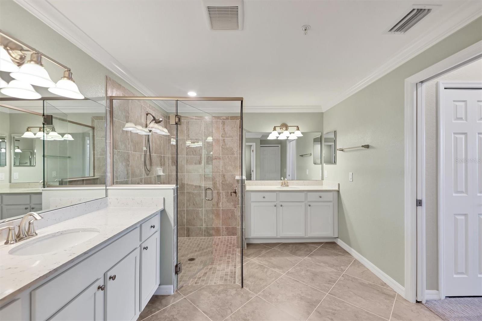 10796 TARFLOWER DR #102