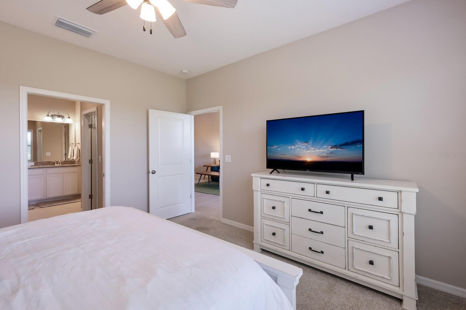 13714 MESSINA LOOP #202