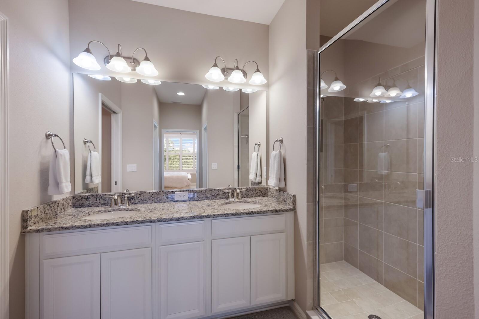 13714 MESSINA LOOP #202