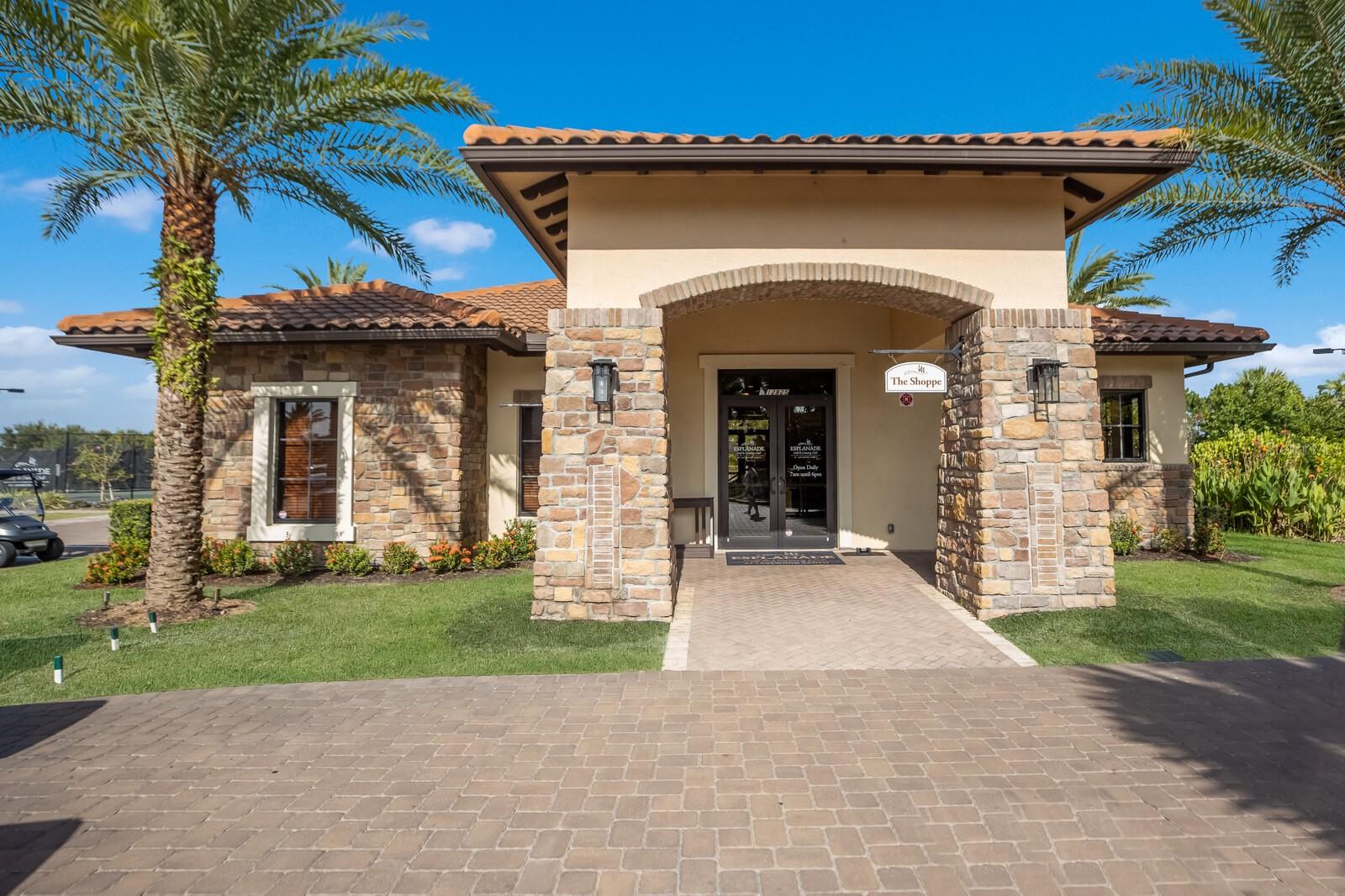 13714 MESSINA LOOP #202