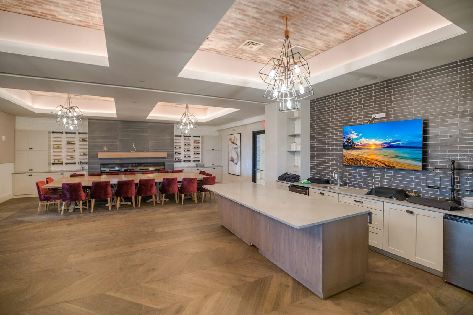 13714 MESSINA LOOP #202