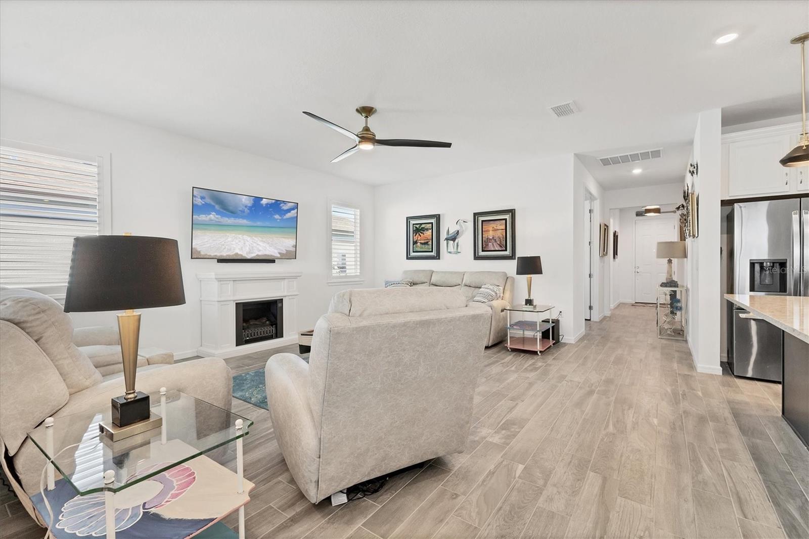 9259 BARRIER COAST TRL