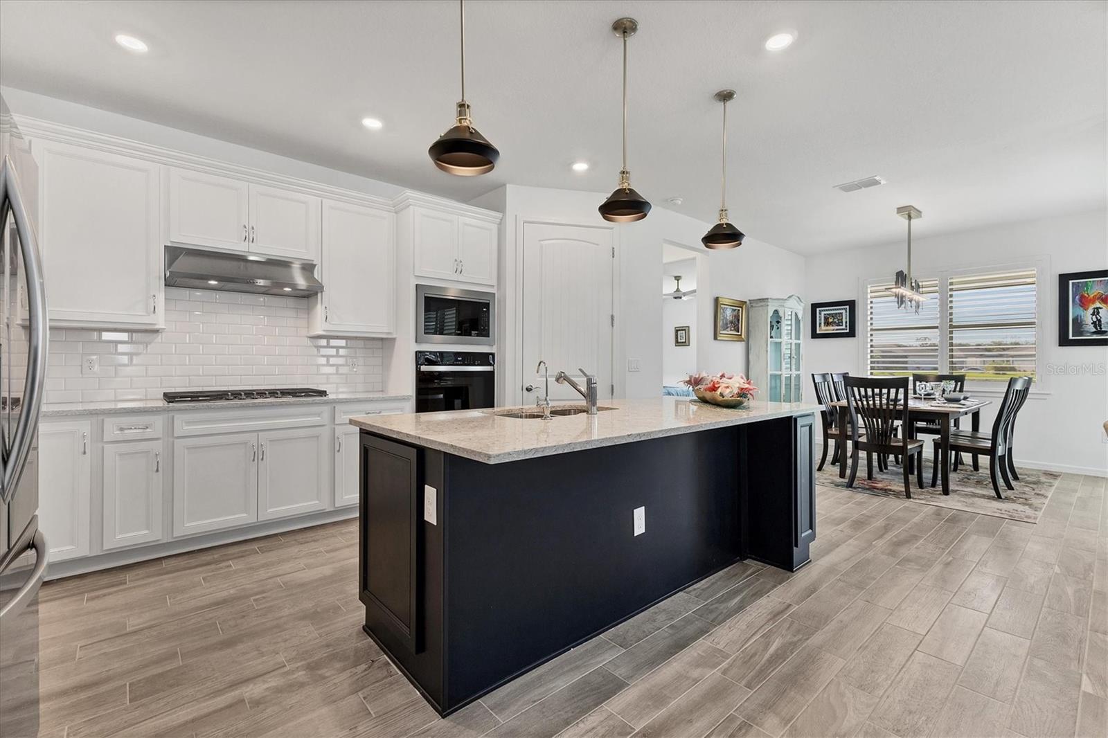 9259 BARRIER COAST TRL