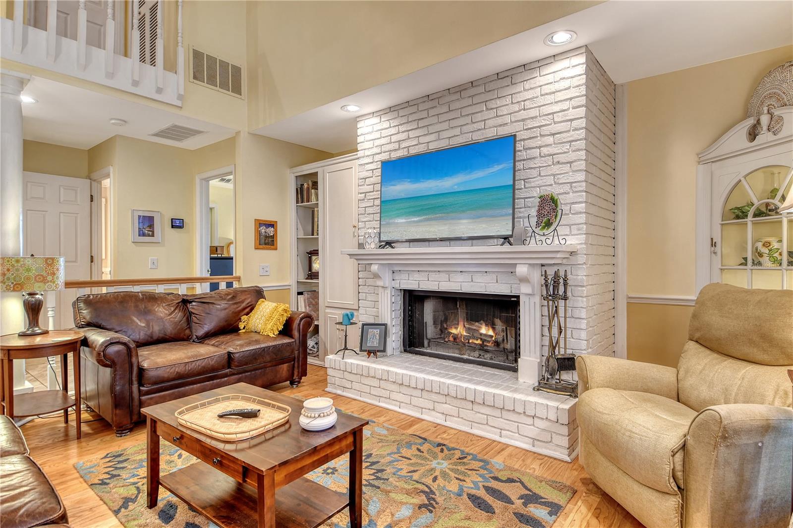 4550 CHIMNEY CREEK DR