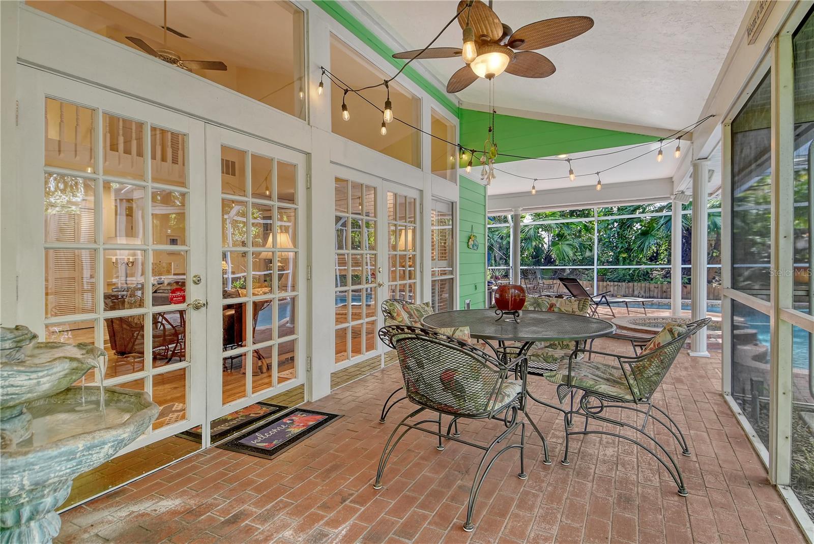 4550 CHIMNEY CREEK DR