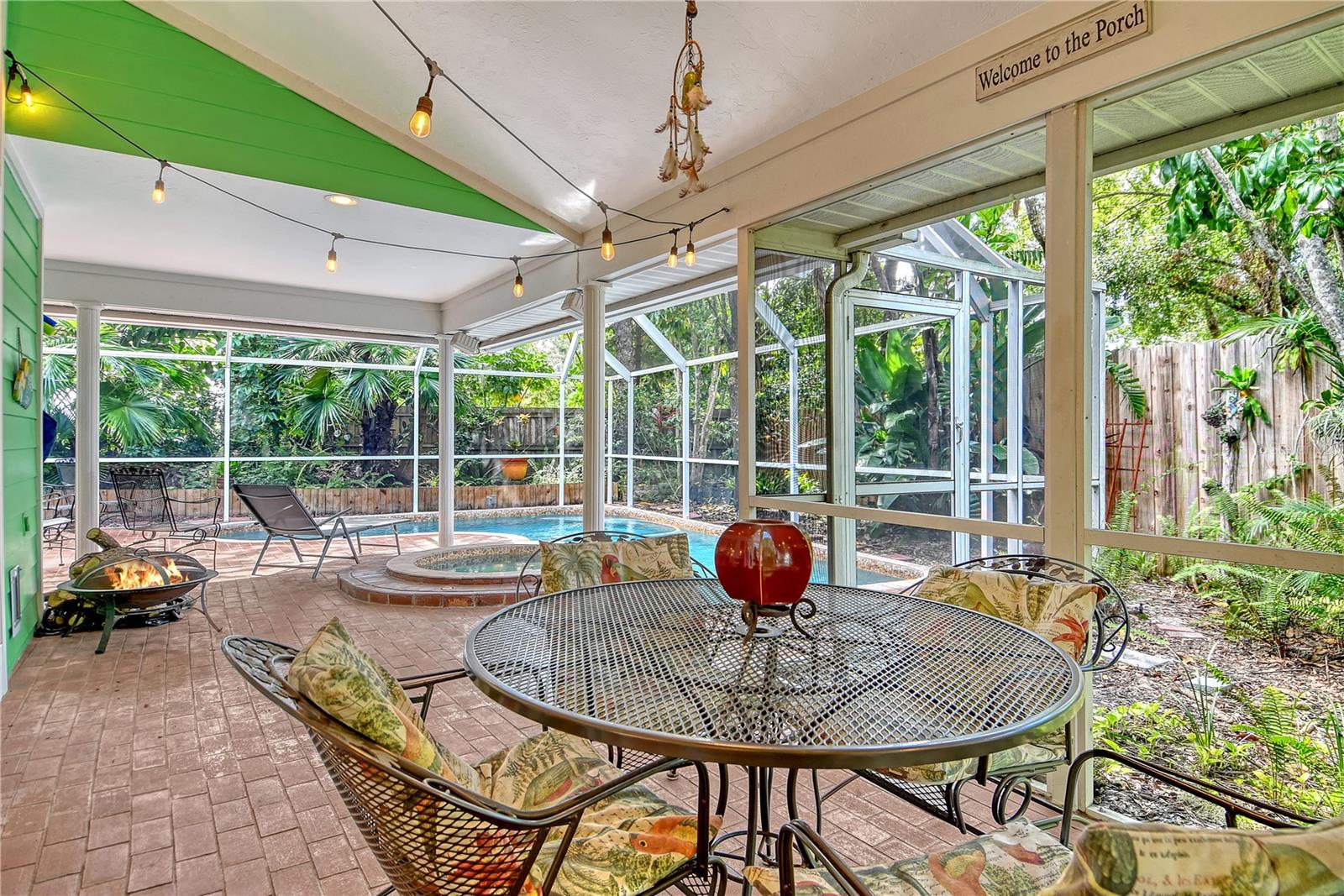 4550 CHIMNEY CREEK DR