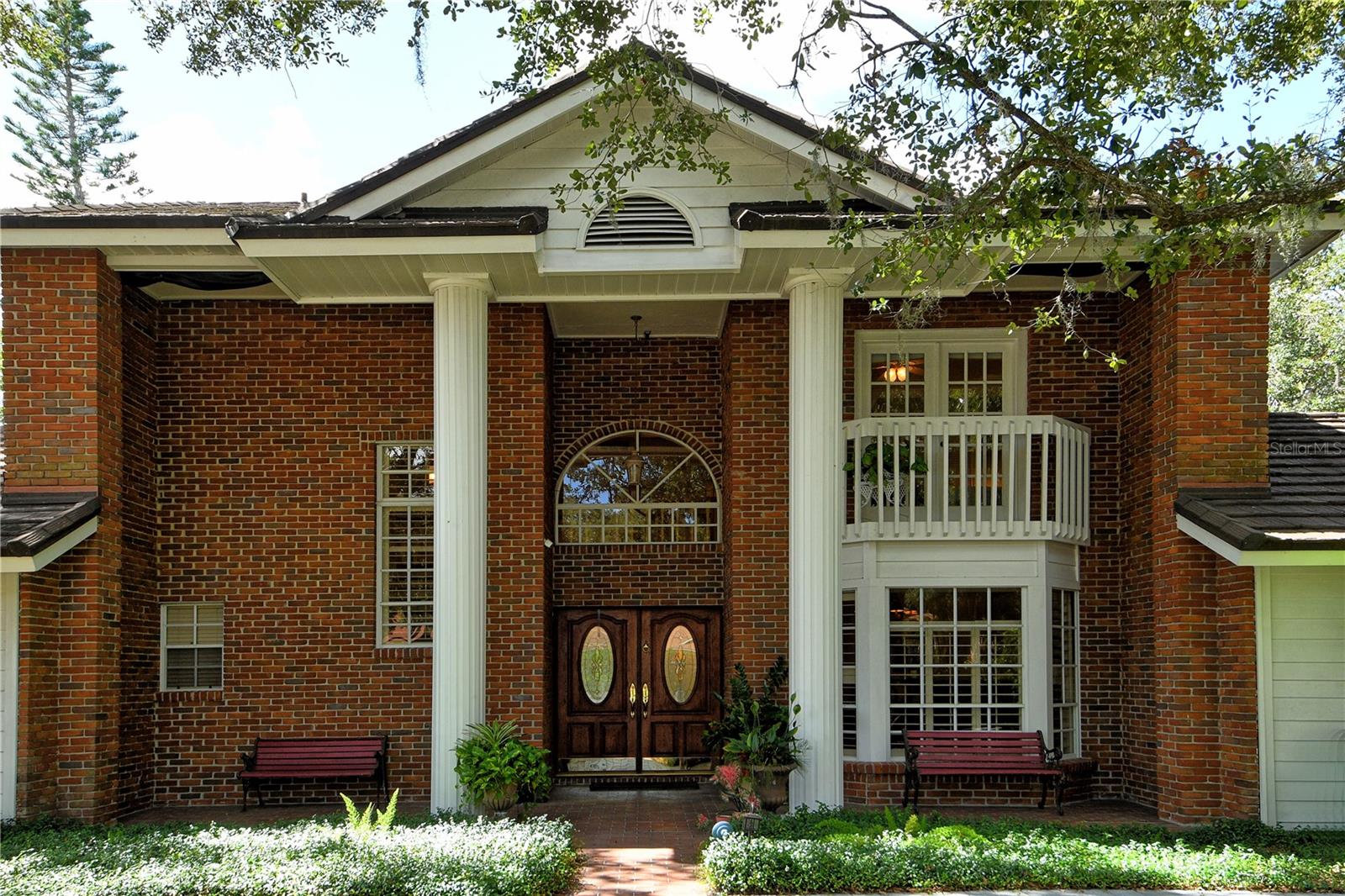 4550 CHIMNEY CREEK DR