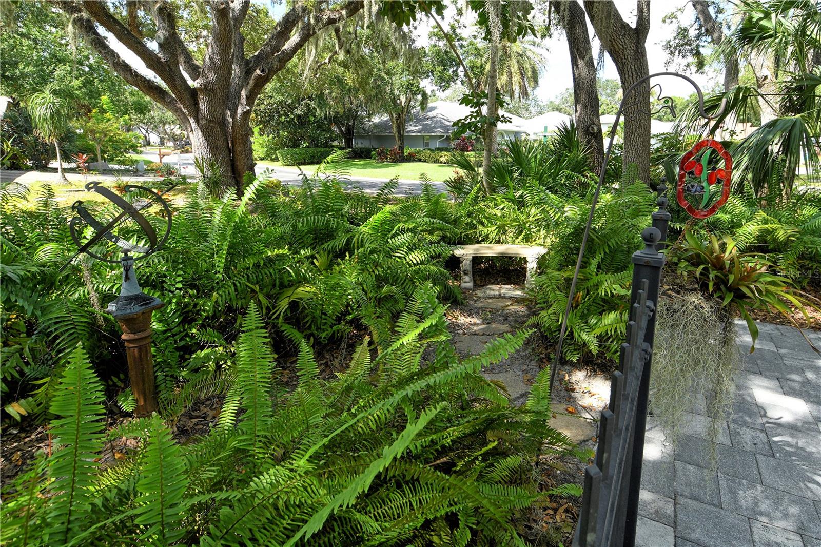 4550 CHIMNEY CREEK DR