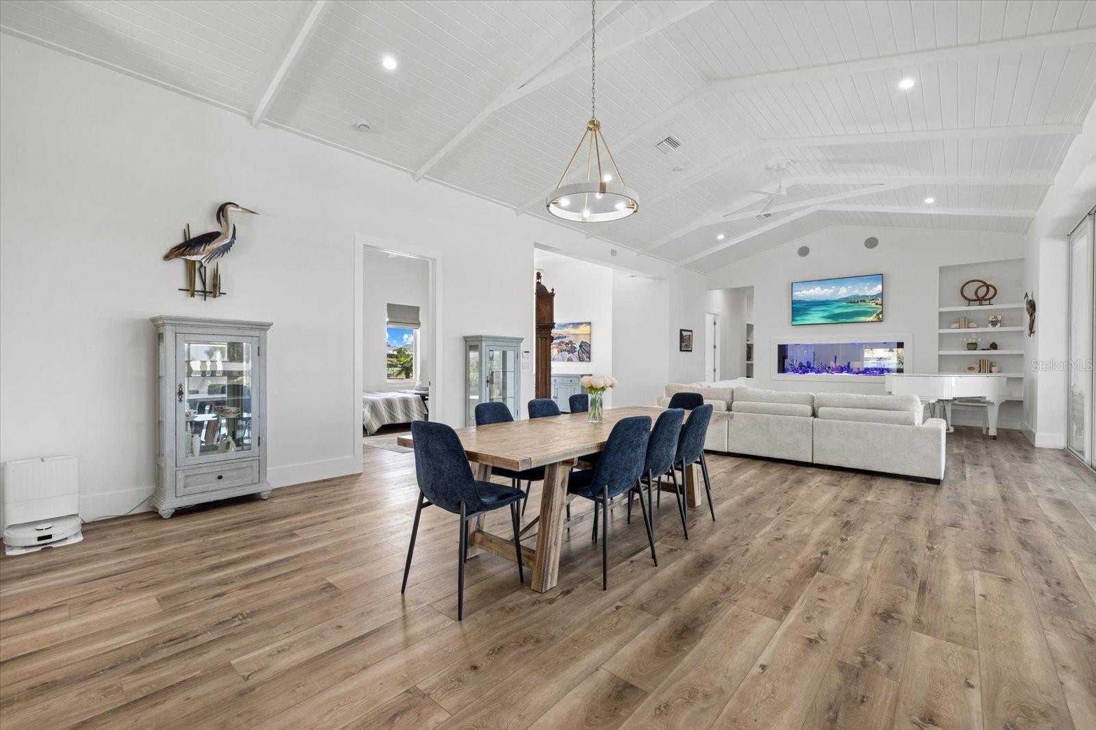 1831 RIO VISTA TER