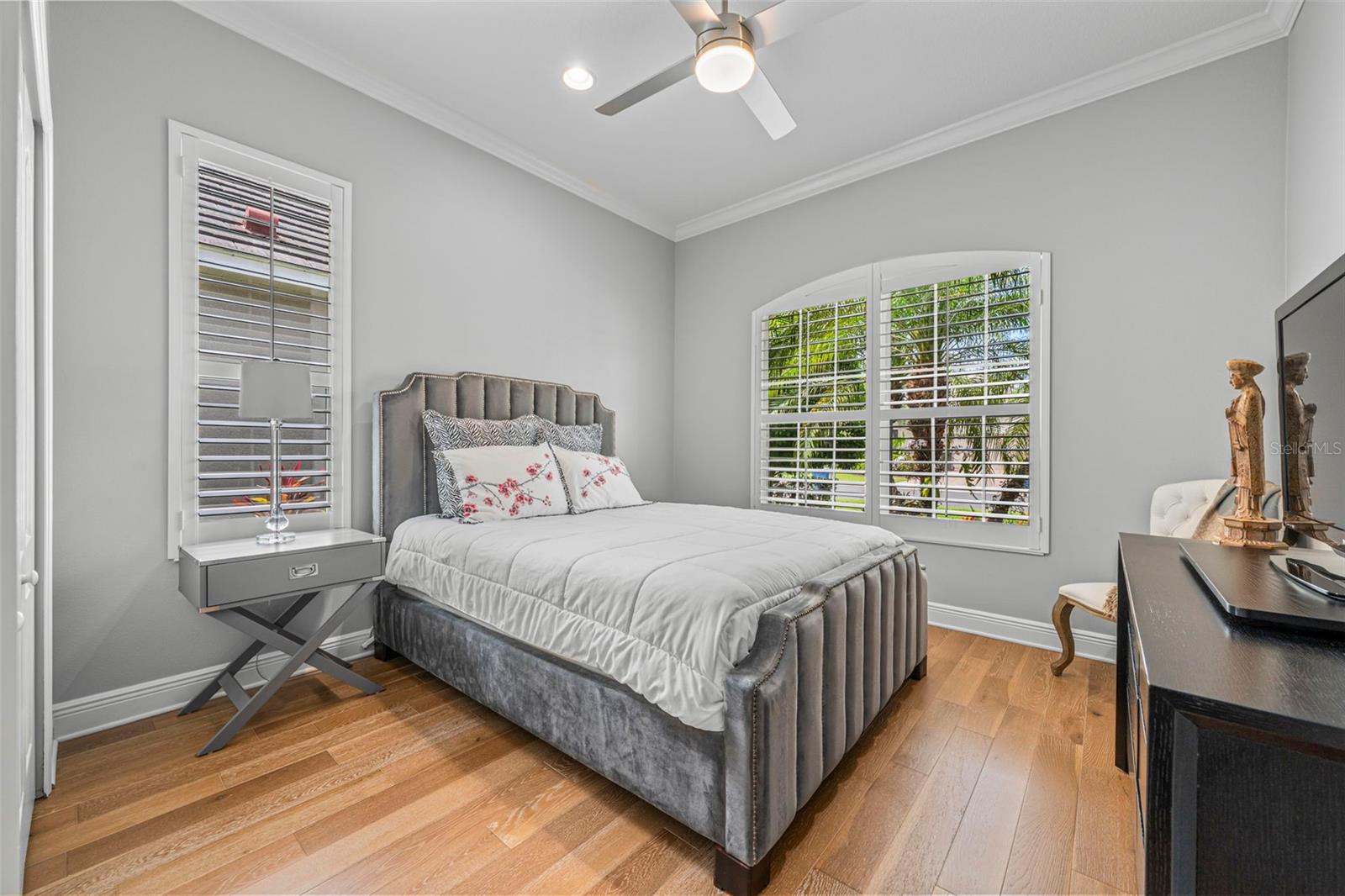 12037 THORNHILL CT