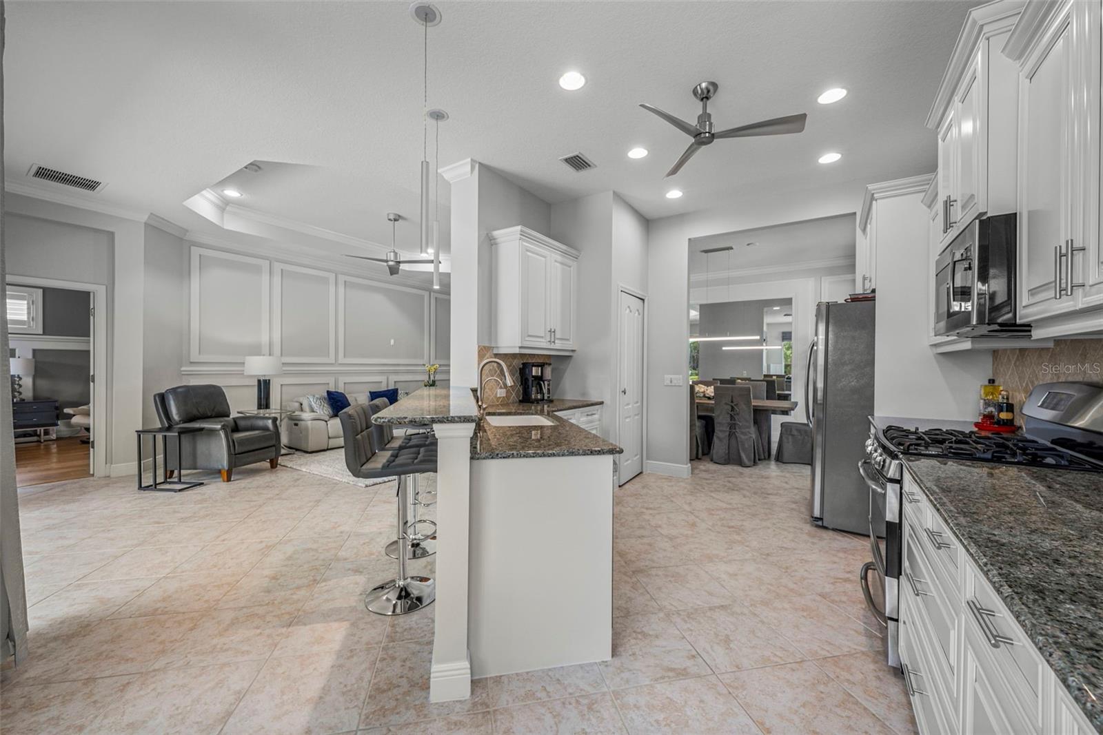 12037 THORNHILL CT