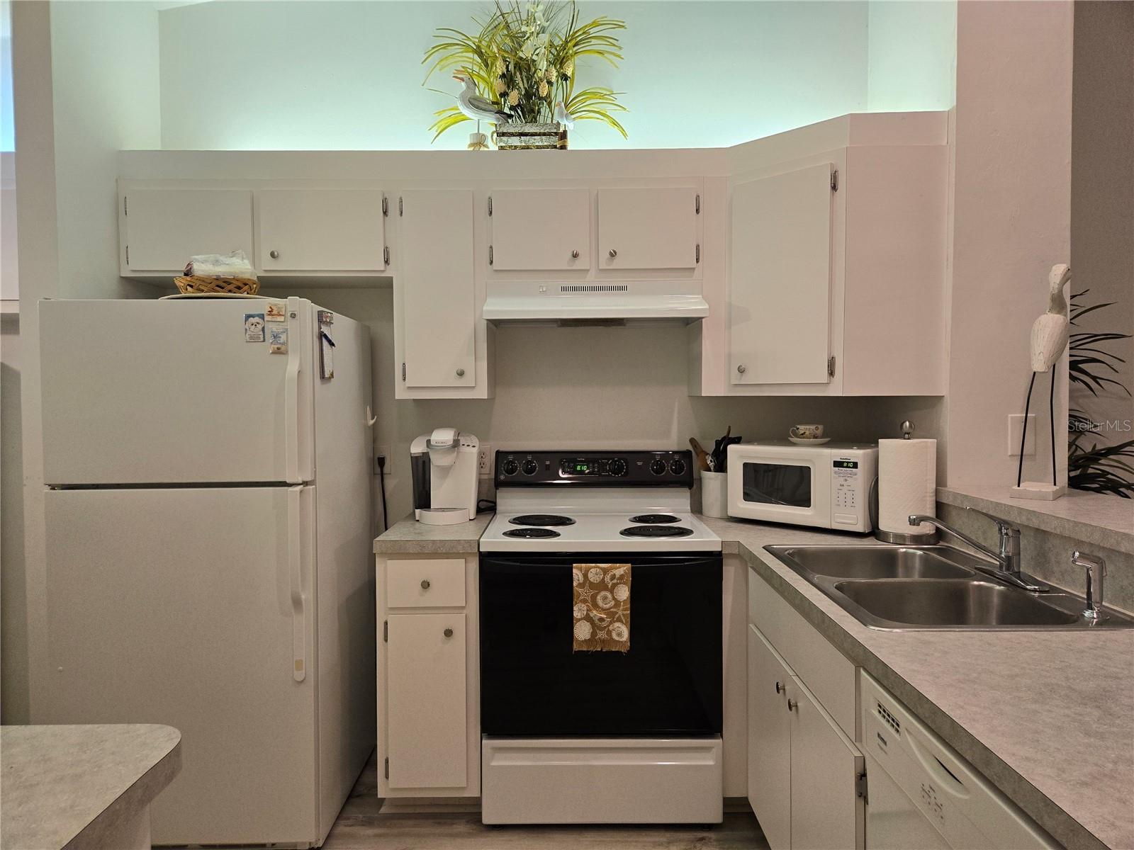 12144 SW EGRET CIR #1406