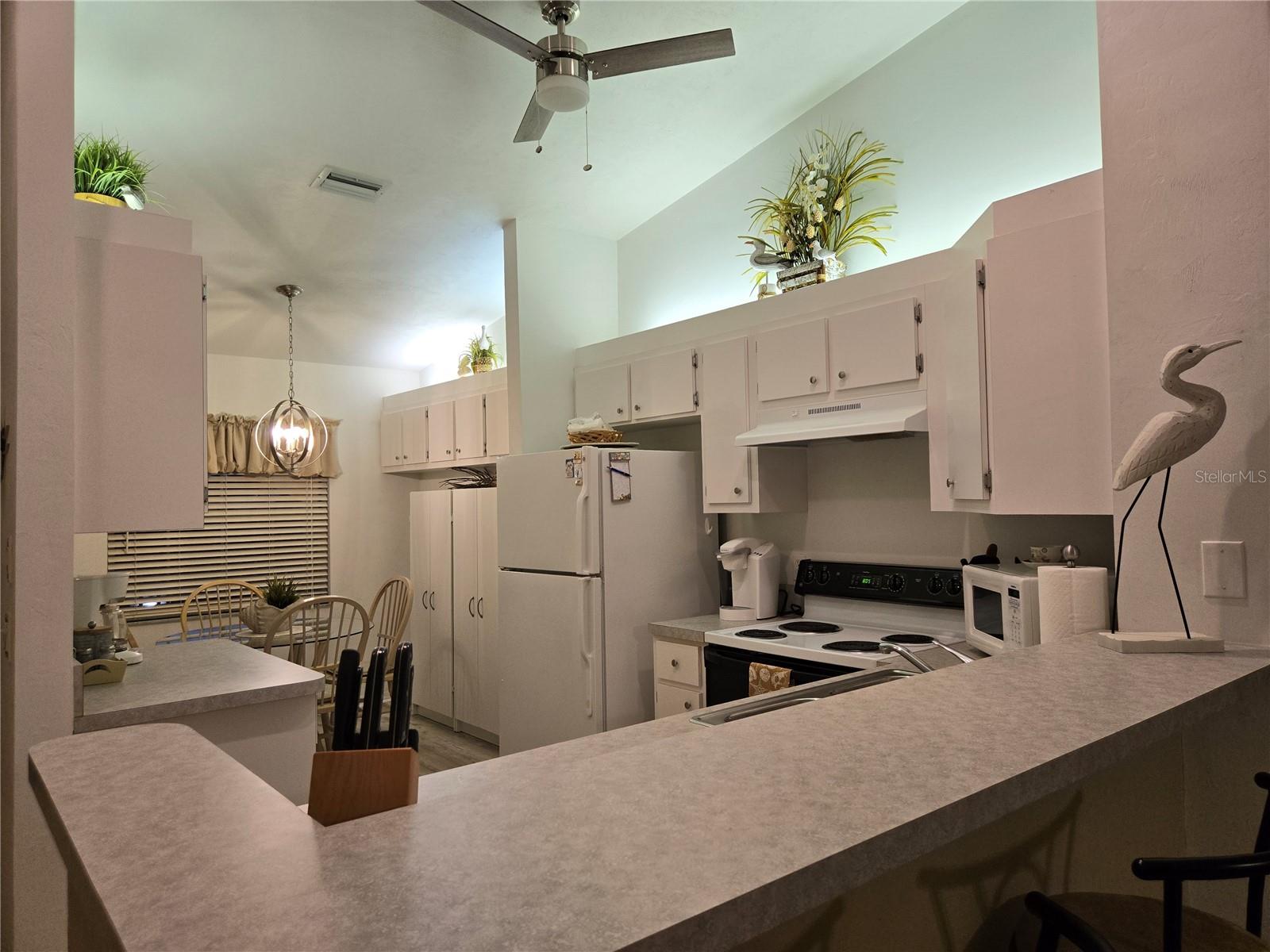 12144 SW EGRET CIR #1406