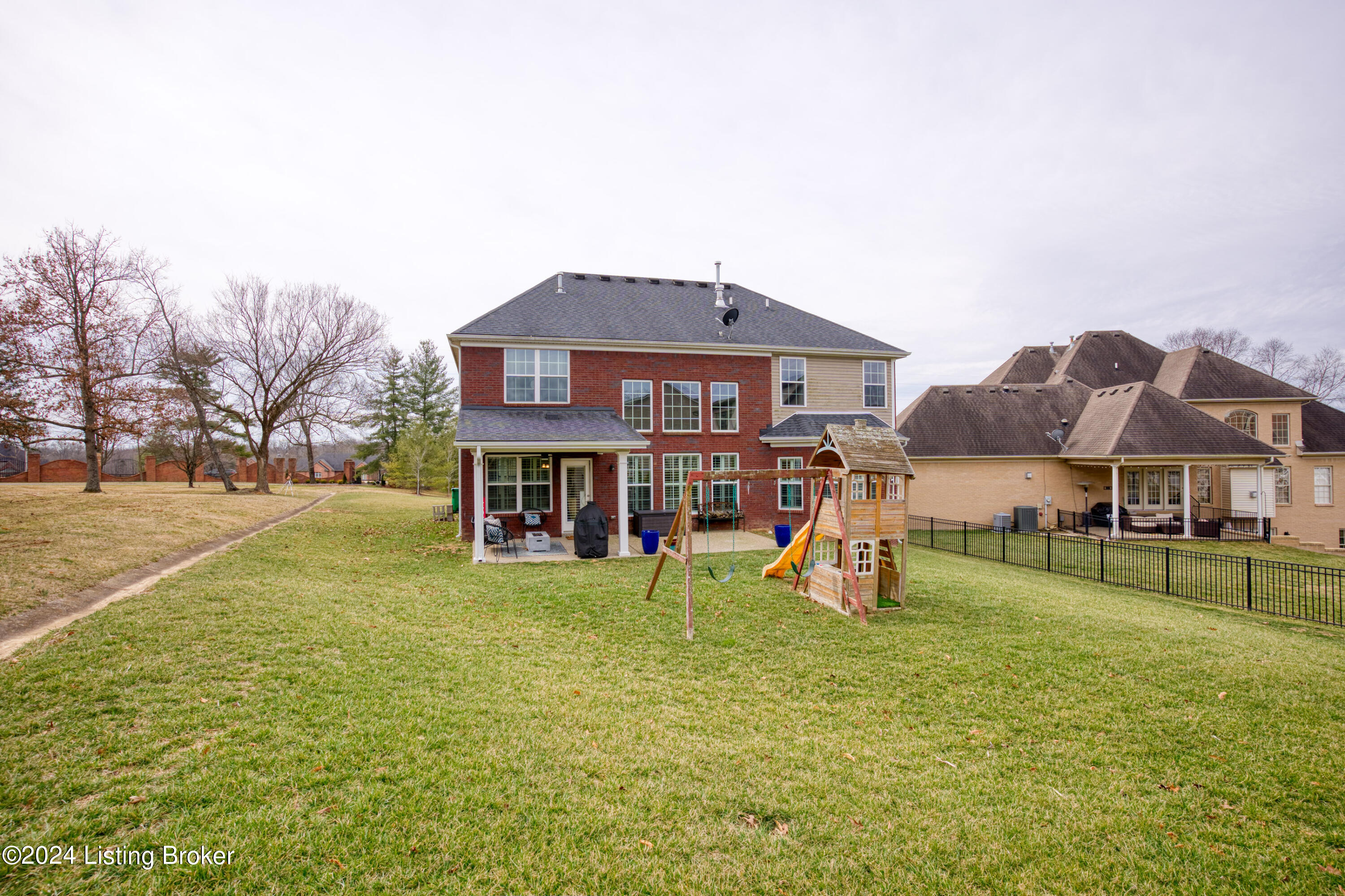 18705 Foxbough Glen Pl