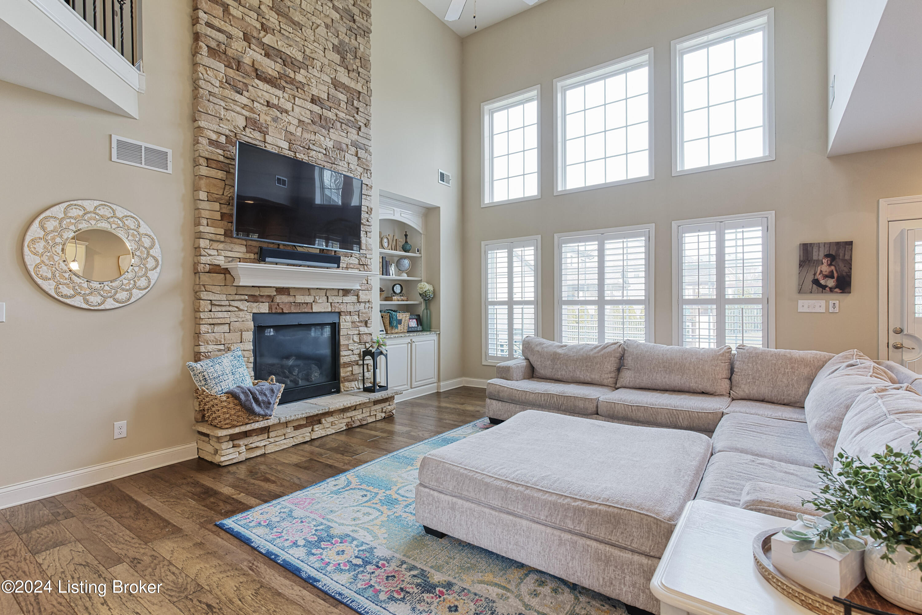 18705 Foxbough Glen Pl