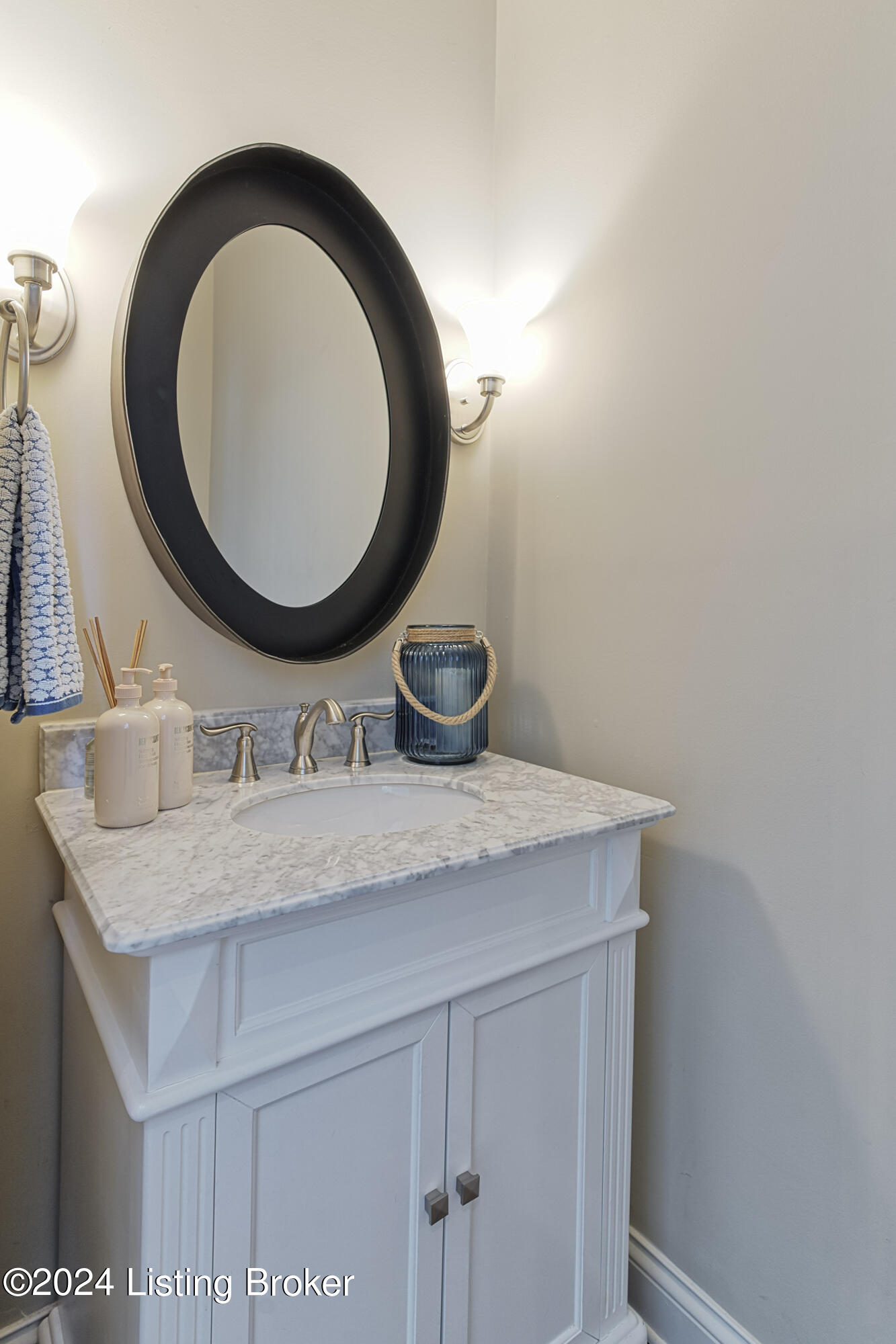 18705 Foxbough Glen Pl