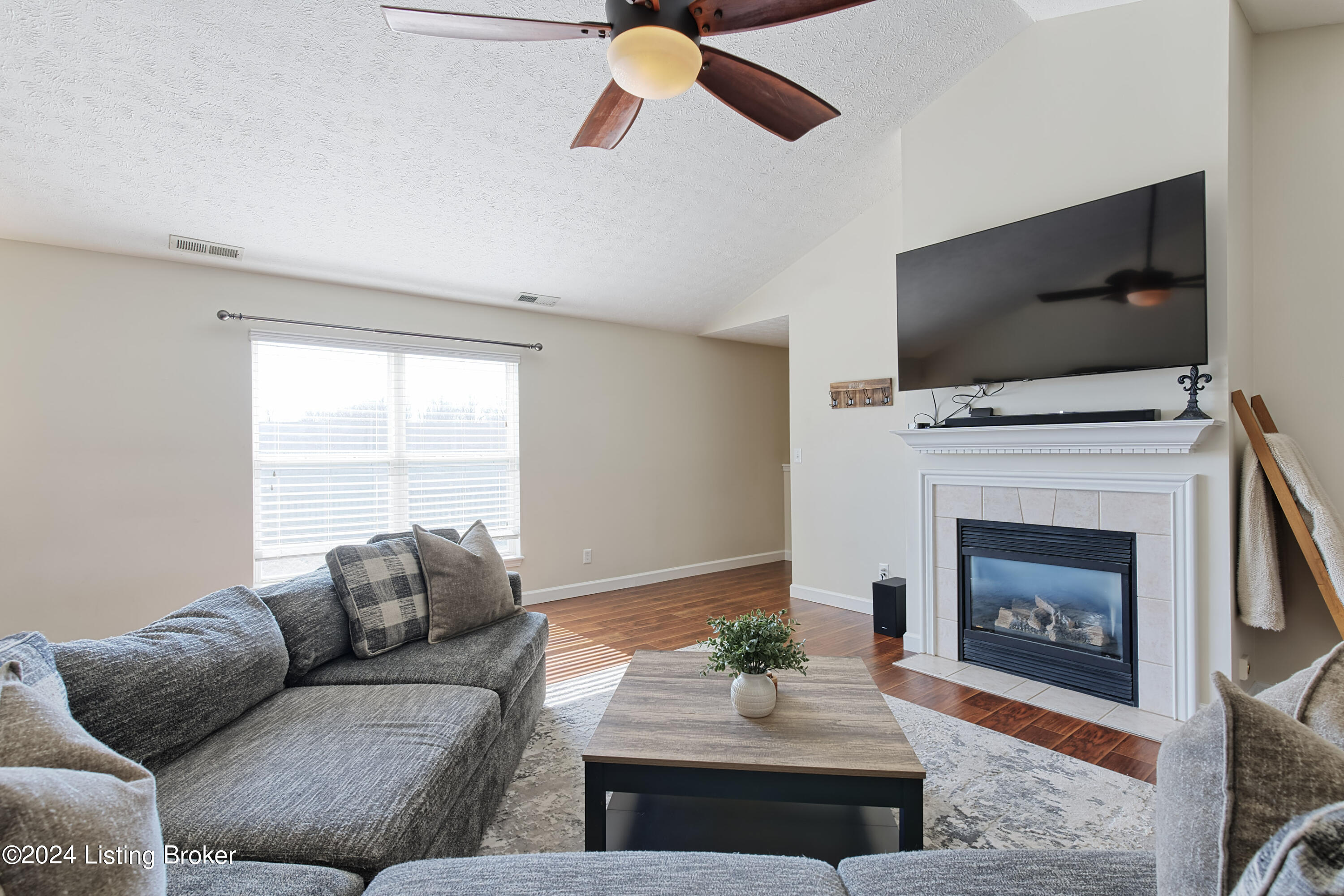 13554 Pinnacle Gardens Cir