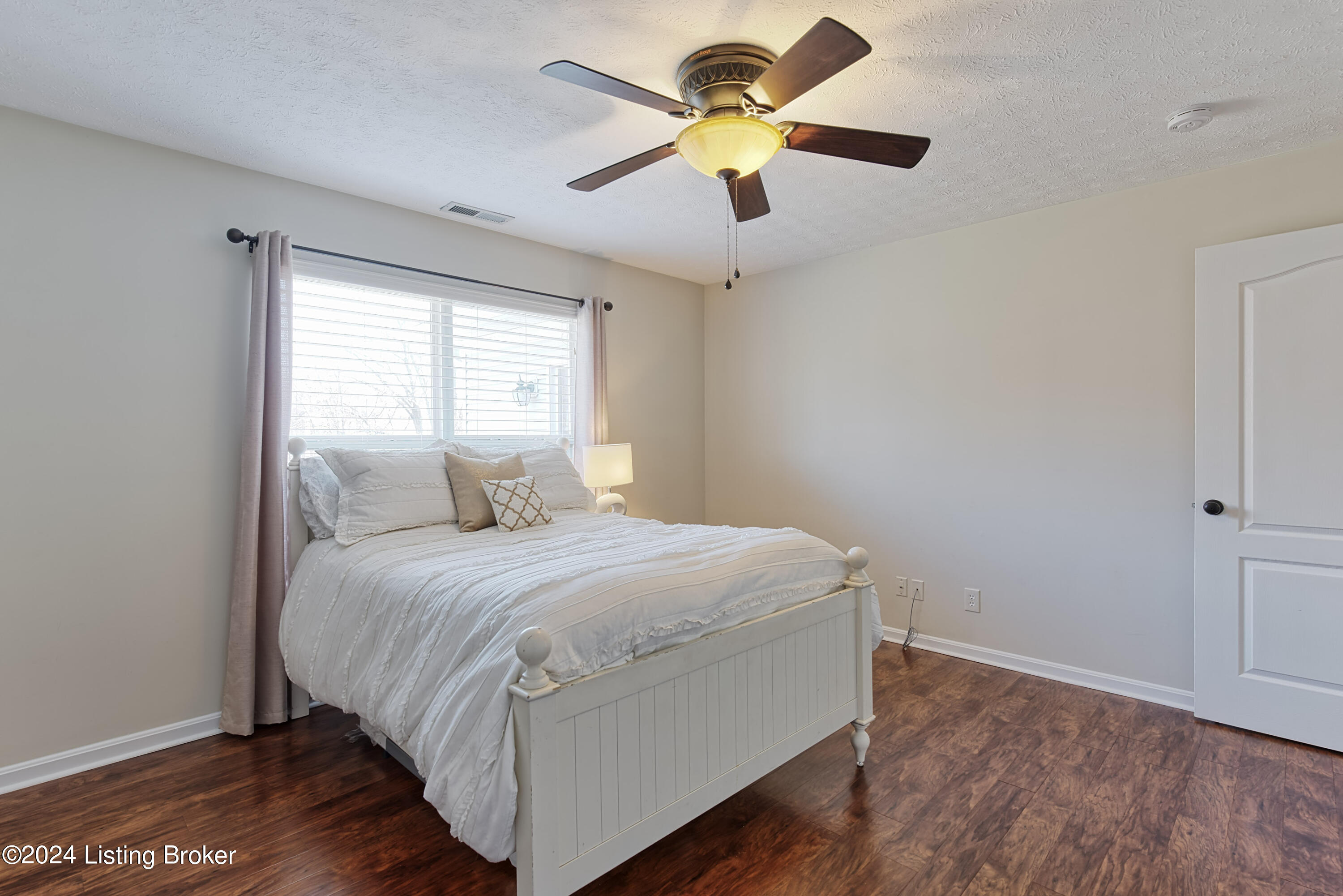 13554 Pinnacle Gardens Cir