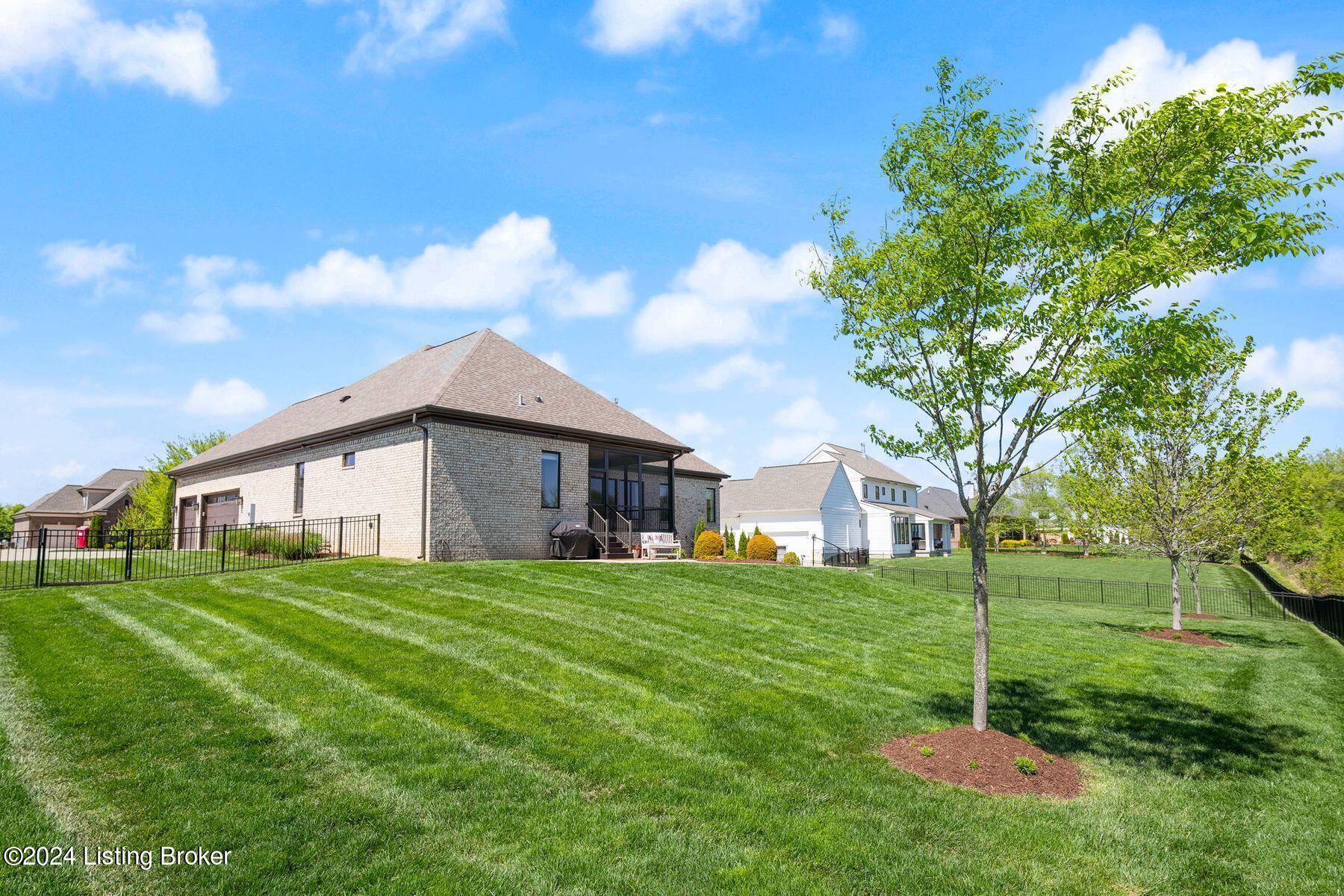 12417 Poplar Woods Dr