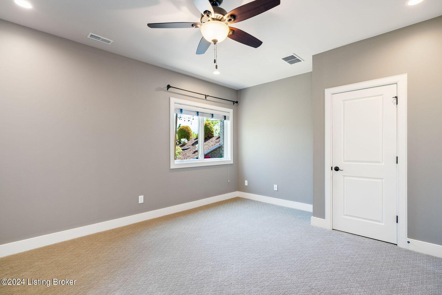 12417 Poplar Woods Dr