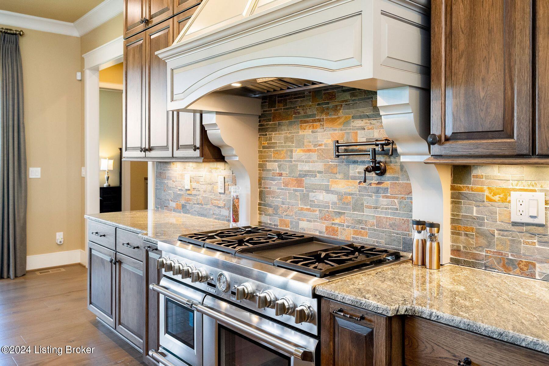 12417 Poplar Woods Dr