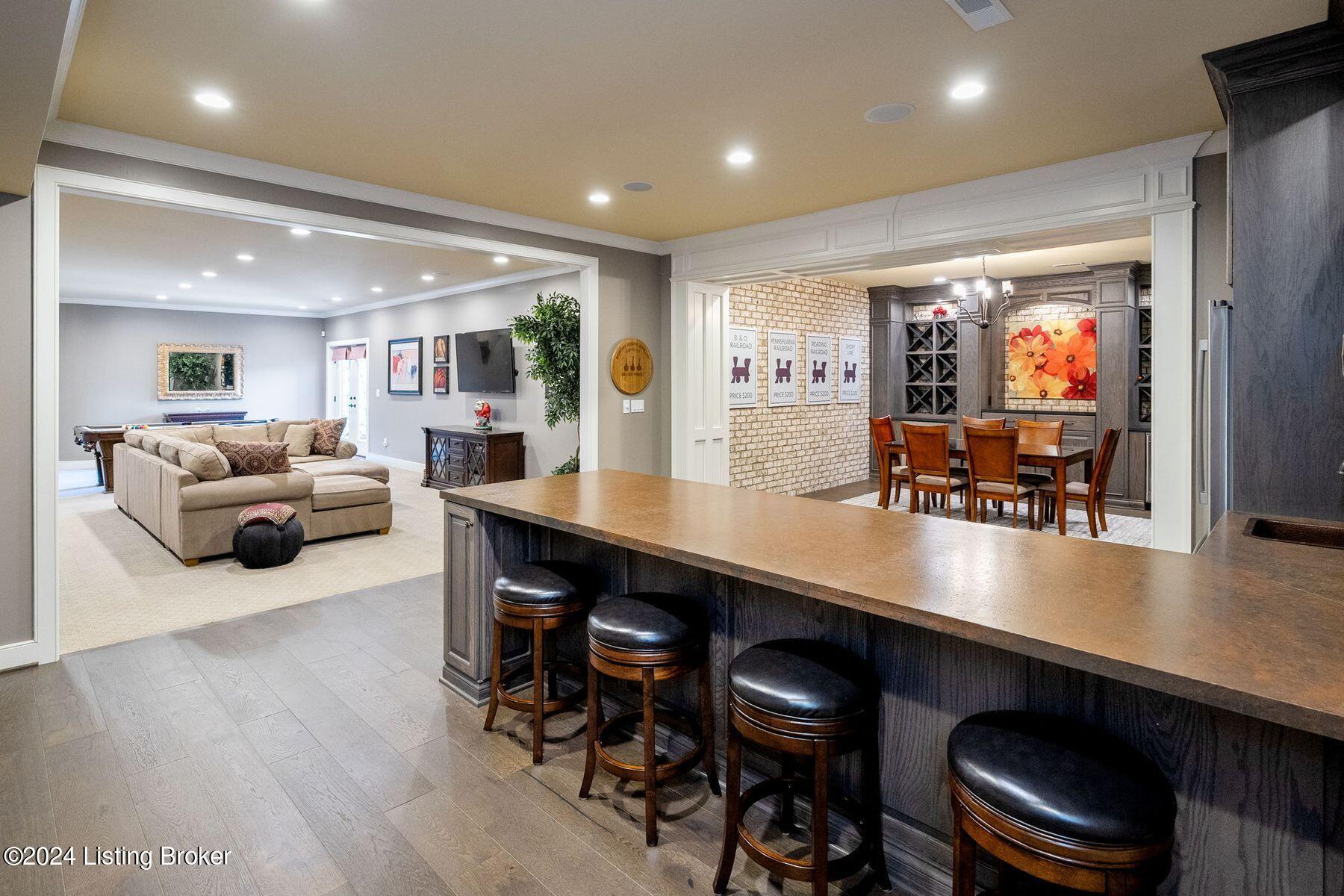 12417 Poplar Woods Dr