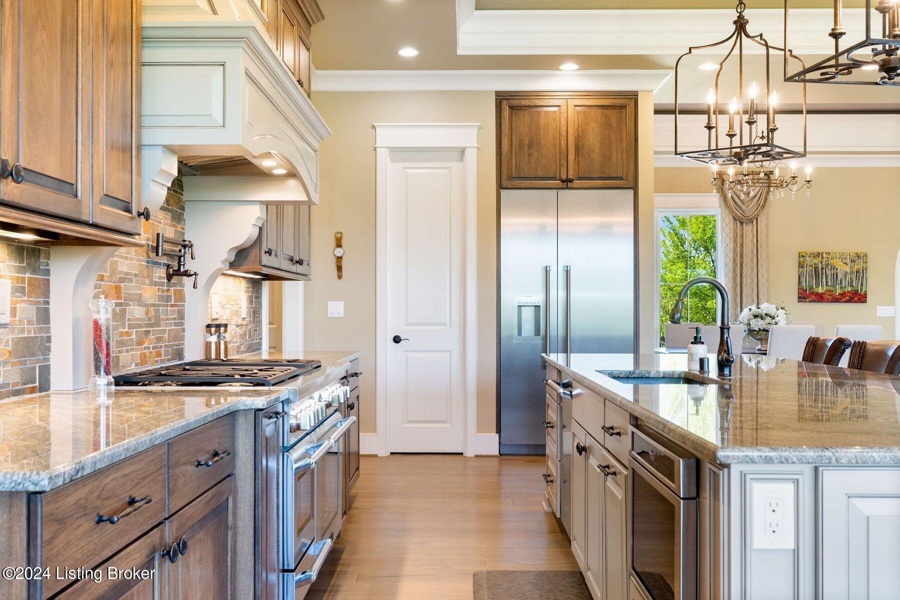 12417 Poplar Woods Dr