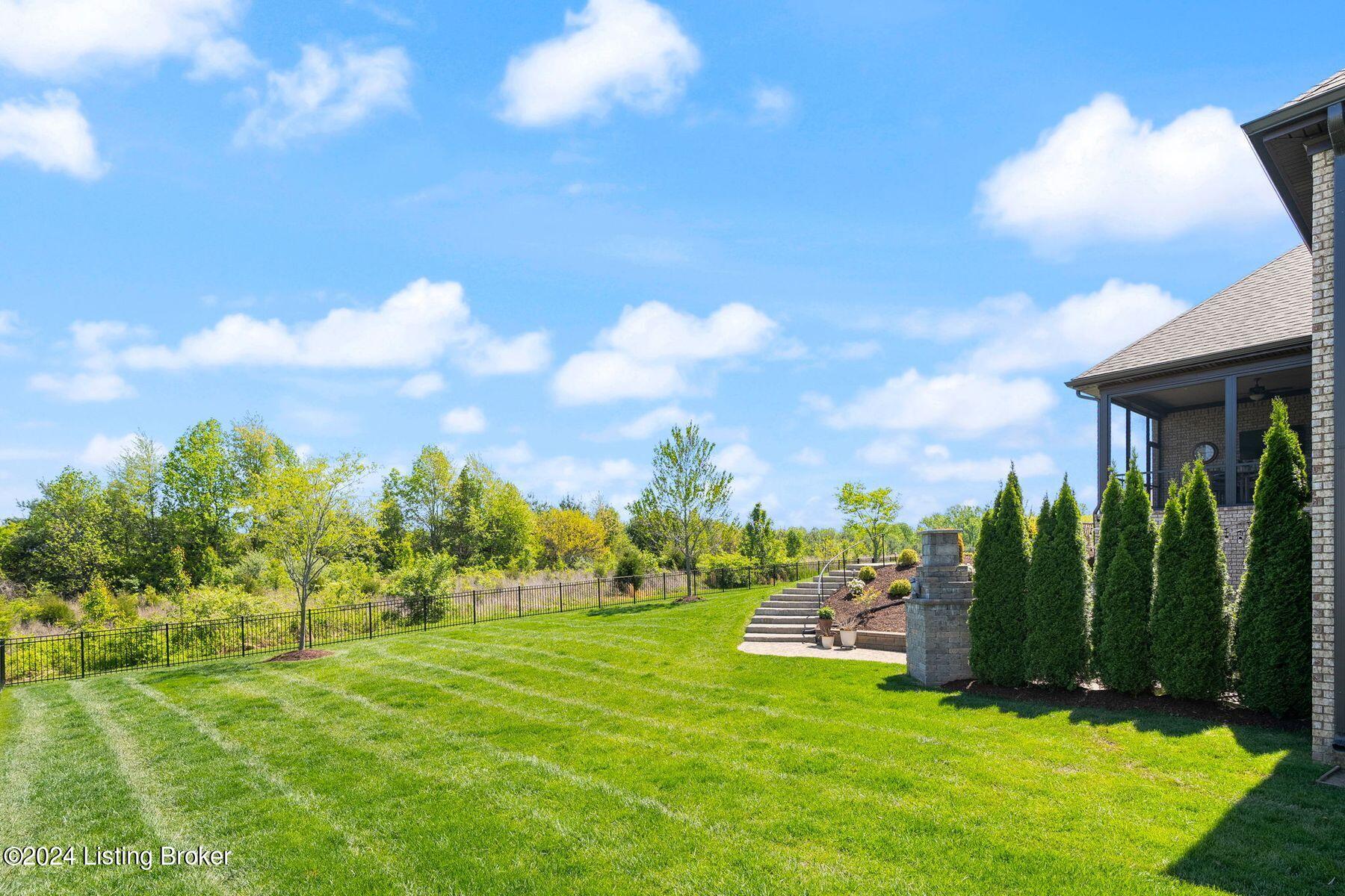 12417 Poplar Woods Dr