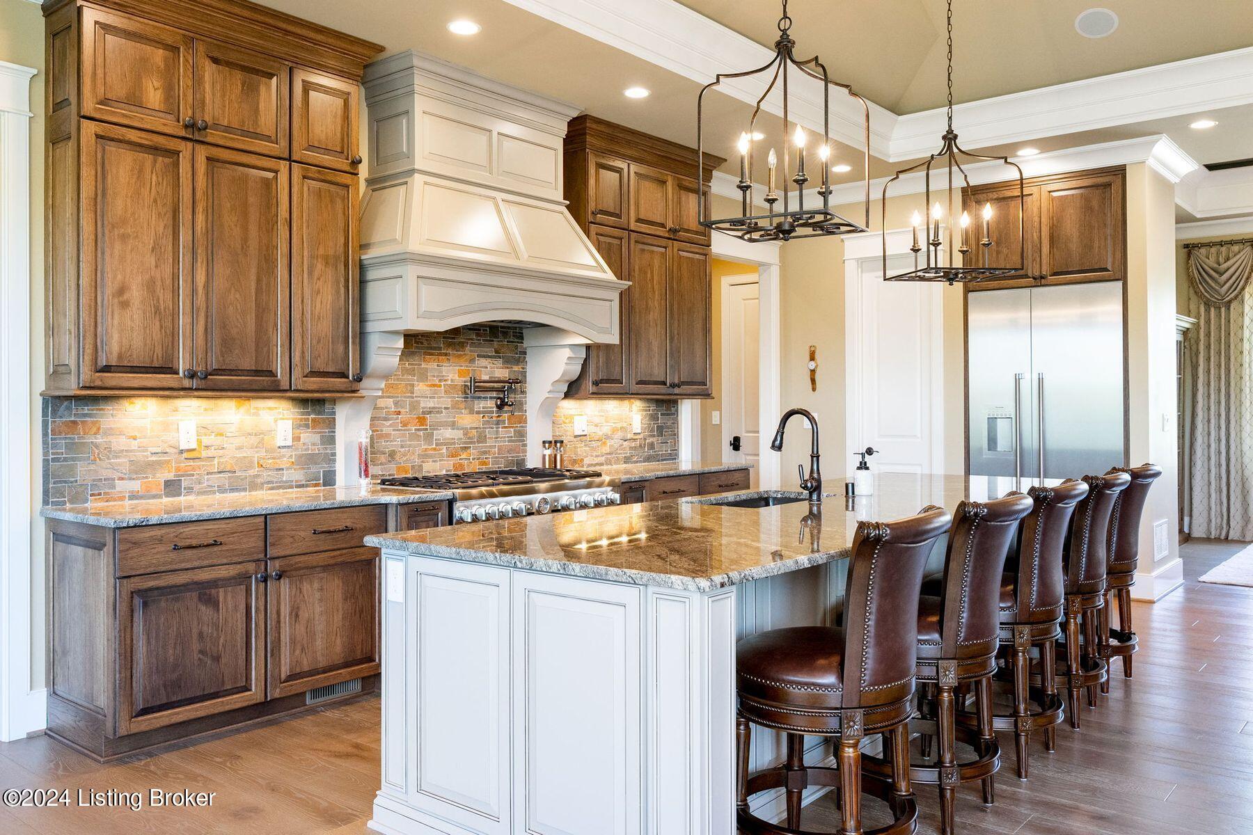 12417 Poplar Woods Dr