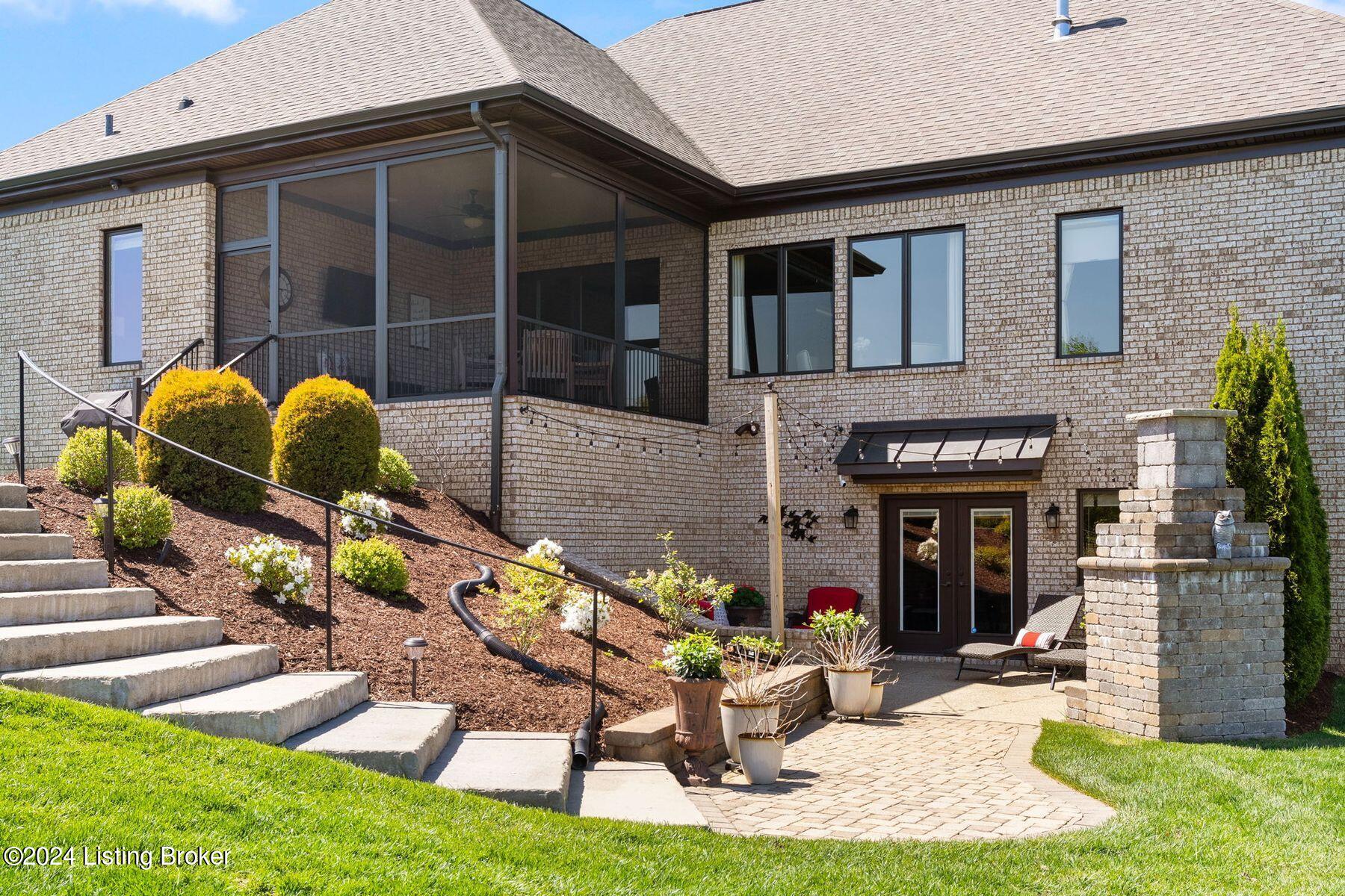 12417 Poplar Woods Dr