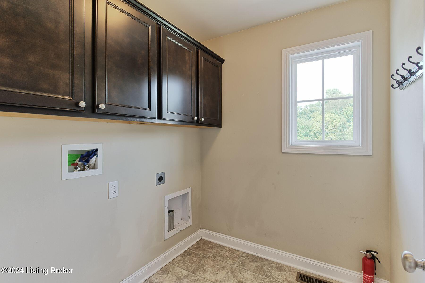 2203 Cherry Creek Rd