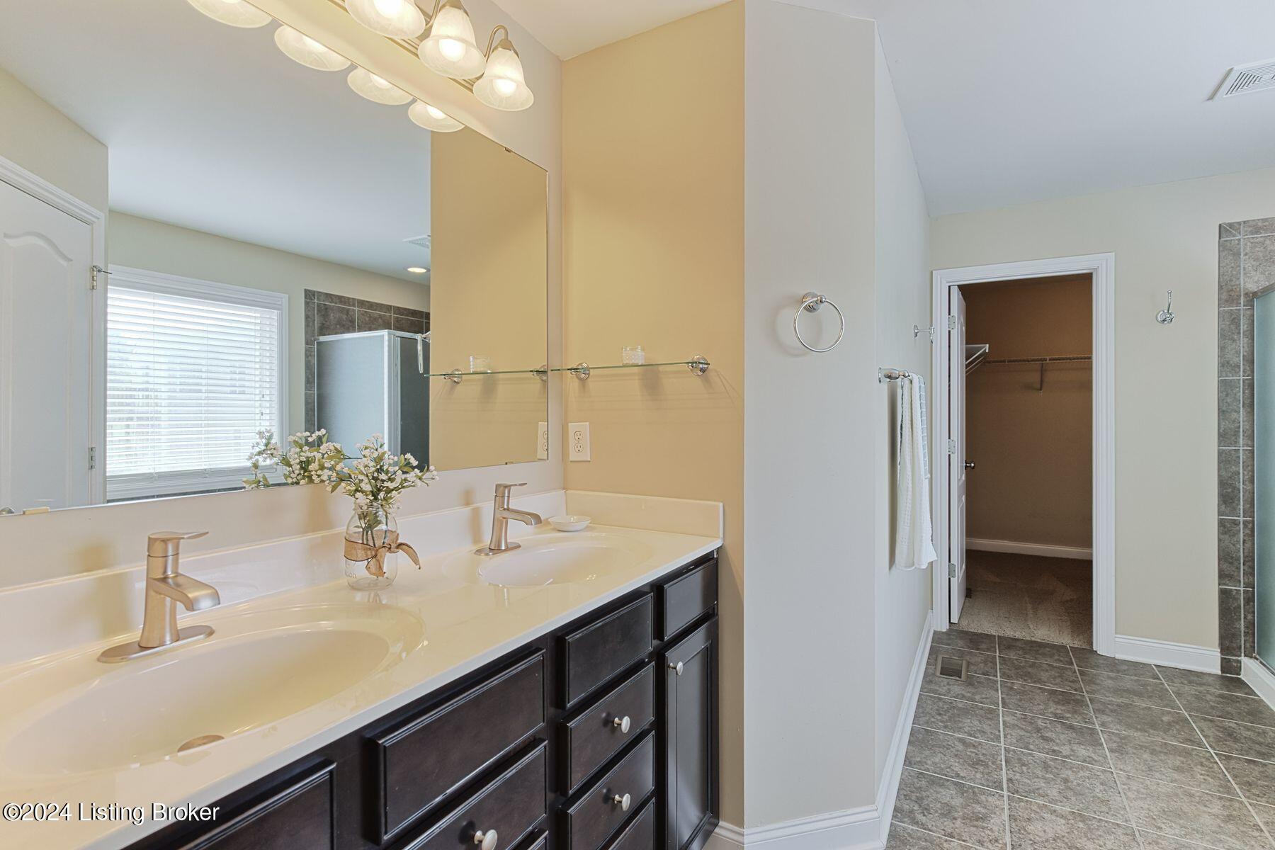 2203 Cherry Creek Rd