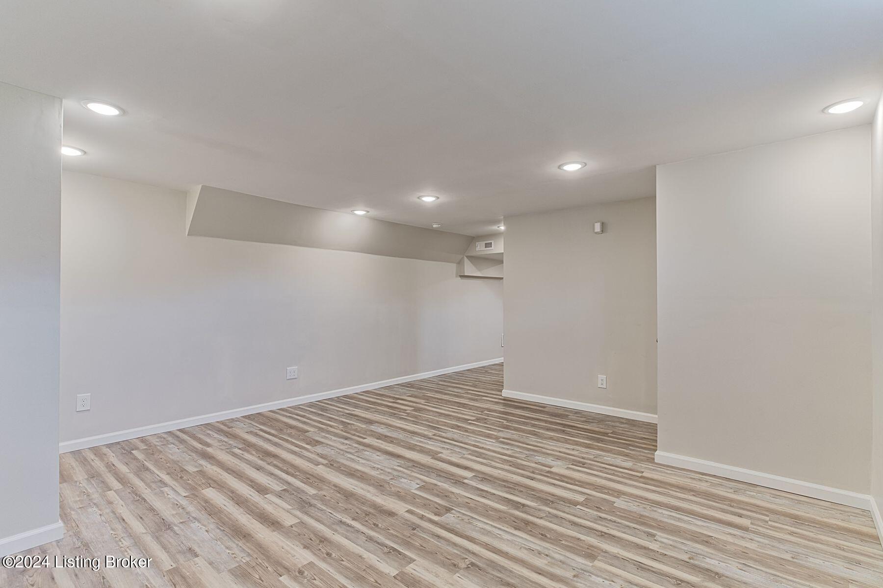 2203 Cherry Creek Rd